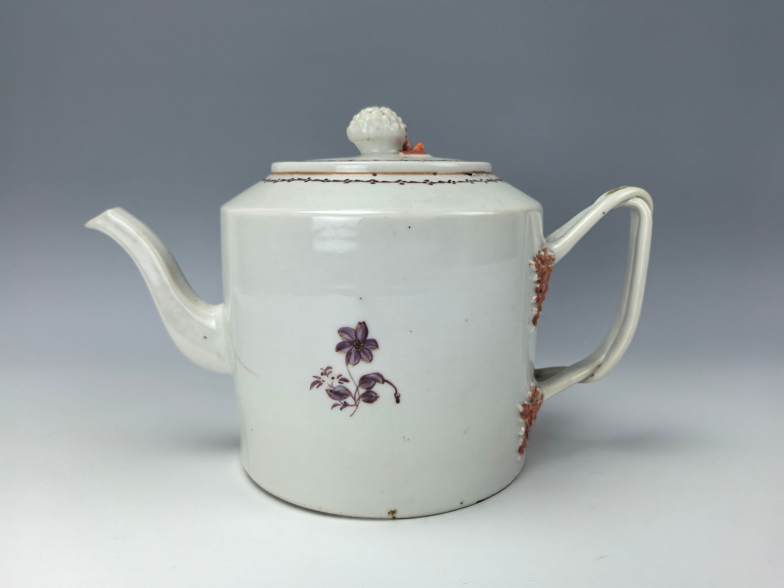 Early 19th Century Chinese Export Porcelain Tea Pot (1 of 7)