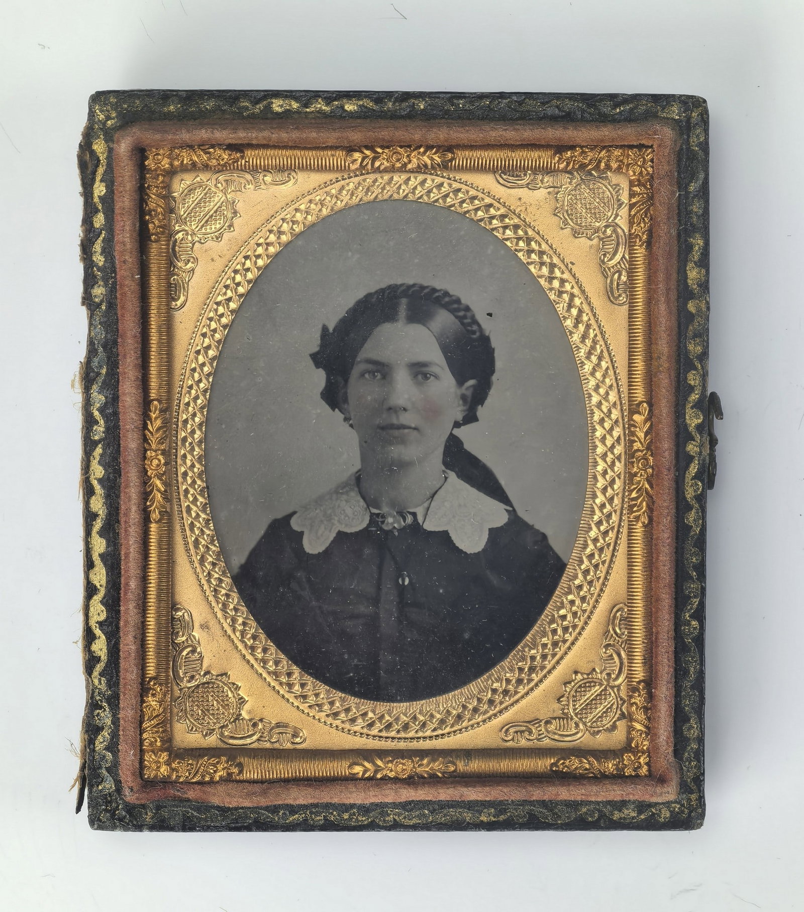 Sixth Plate Daguerreotype of Pretty Lady: Sixth Plate Daguerreotype of Pretty Lady,7.3 x 6 cm,Preview from Oct. 14th to 18th from 1:00 PM TO 5:00 PM Eastern Time, Location: 15229 Display Court, Rockville MD 20850.