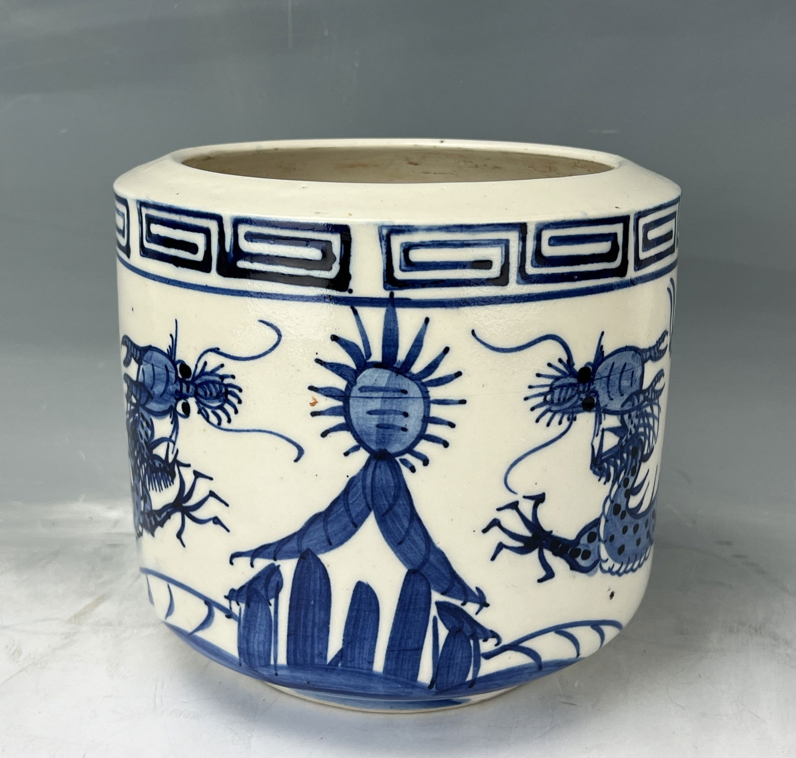 Antique Blue and White Dragon Porcelain Brush Pot: Antique Blue and White Dragon Porcelain Brush Pot ,D 20 cm(8 in.) x H 18 cm(7 in.). Preview from Jun 23rd to 27th from 1:00 PM TO 5:00 PM Eastern Time, Location: 15229 Display Court, Rockville MD 2085