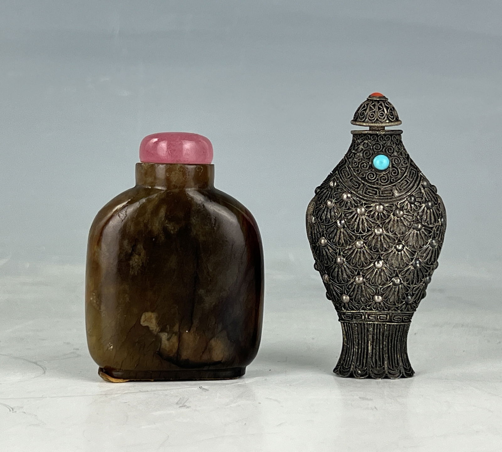 Two Chinese Snuff Bottles (1 of 5)