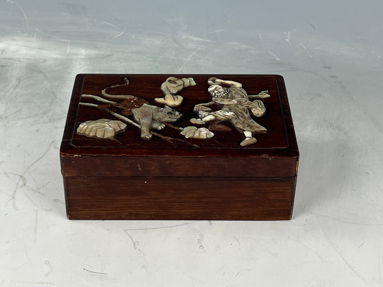Chinese Hardwood Box Emellished with Mother of Pearl Qianlong Mark: Hardwood Box Emellished with Mother of Pearl,Qianlong Mark,sold as is,W 15 cm(6 in.) x H 6 cm(2.5 in.). Preview from Jun 23rd to 27th from 1:00 PM TO 5:00 PM Eastern Time, Location: 15229 Display Cour