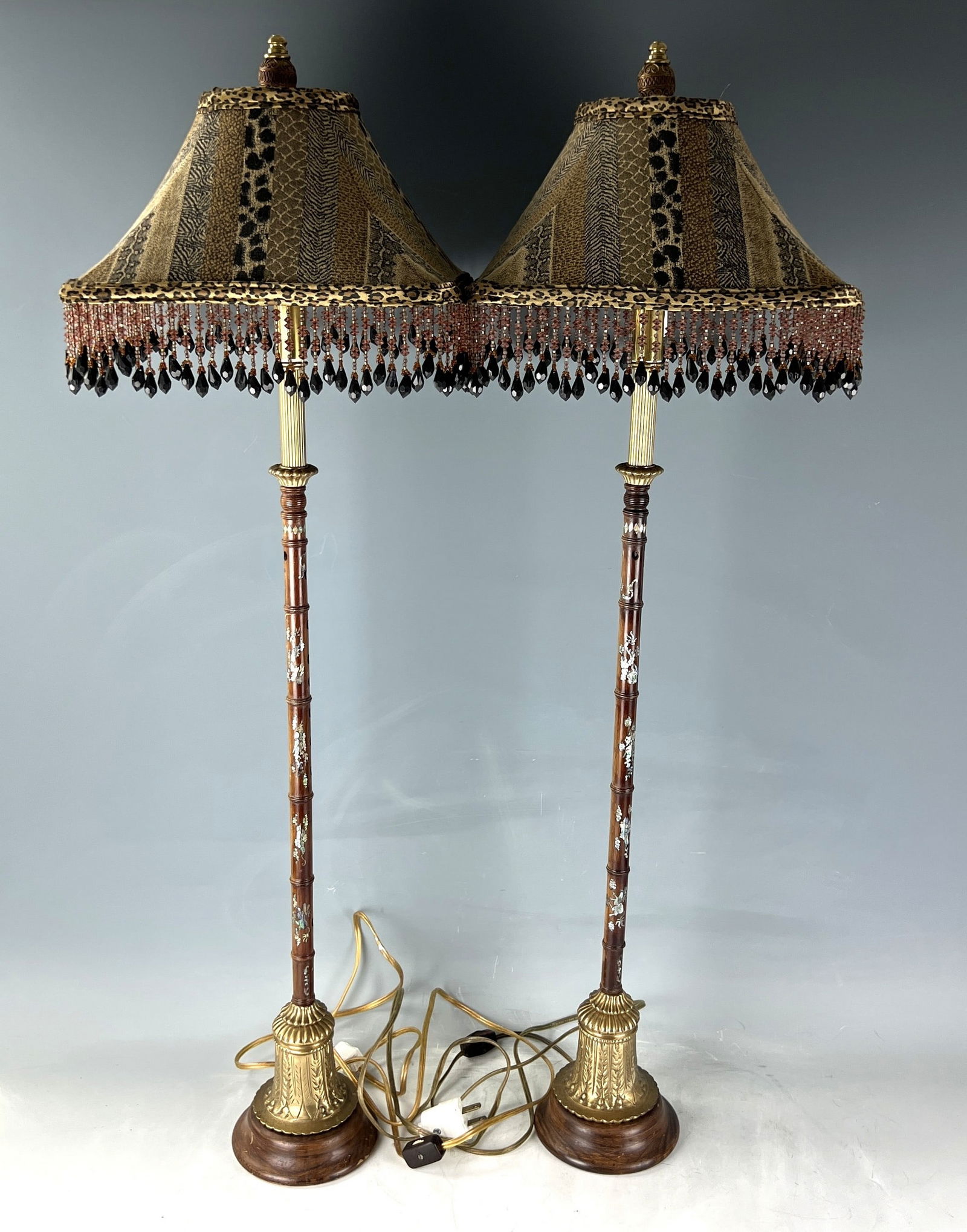 Vintage Pair Frederick Cooper Square  Lamps Fringe Shades (1 of 6)