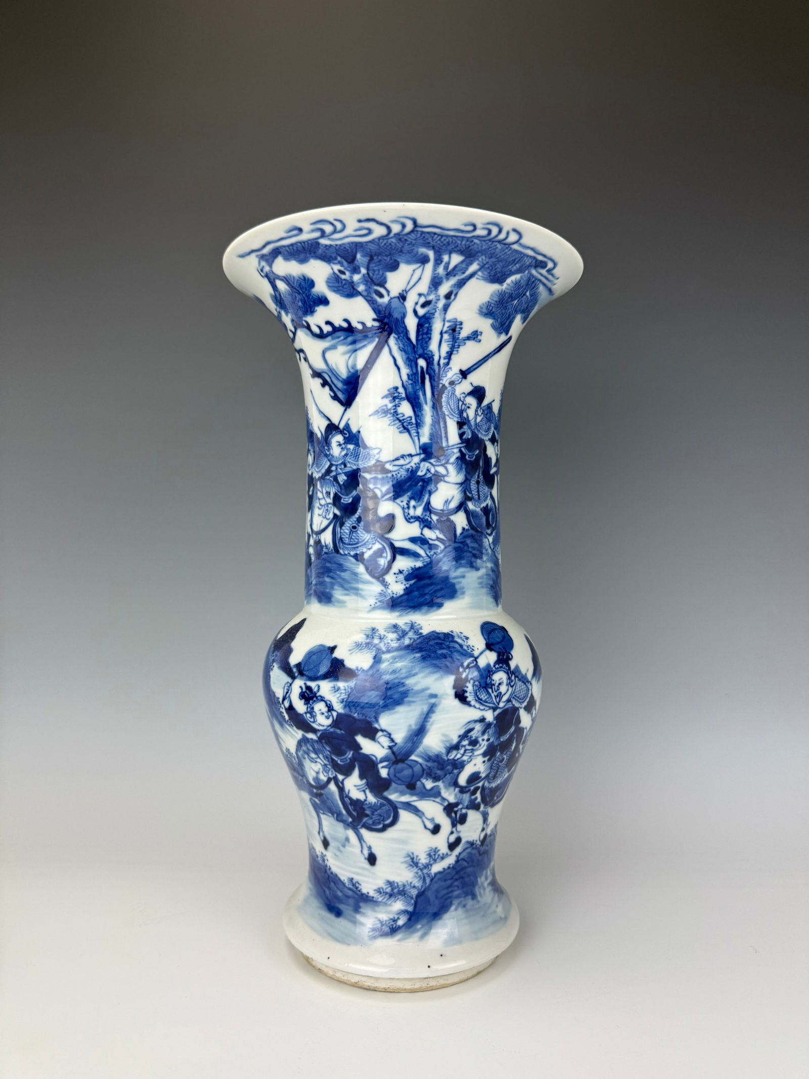 Chinese Blue and White Porcelain Vase Three Kingdoms Pattern: Blue & White Painted Yenyen Vase with Warrior Scenes from the Romance of Three Kingdoms, H 34 cm(13.5 in.),there is a long hairline on the rim,sold as is.Preview from Dec.15th to 19th from 1:00 PM TO