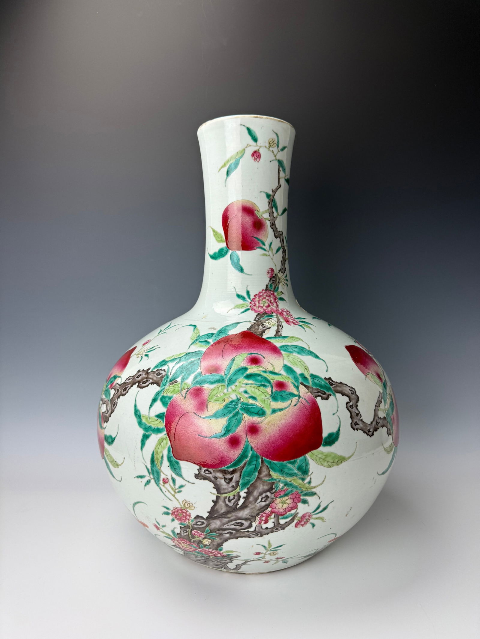 Large Qing Dynasty Famille Rose Porcelain Peach Vase: A Large Qing Dynasty Famille Rose Porcelain Peach Vase,H 55 cm(21.5 in.) x W 40cm(15.5 in.).Preview from Dec.15th to 19th from 1:00 PM TO 5:00 PM Eastern Time, Location: 15229 Display Court, Rockville