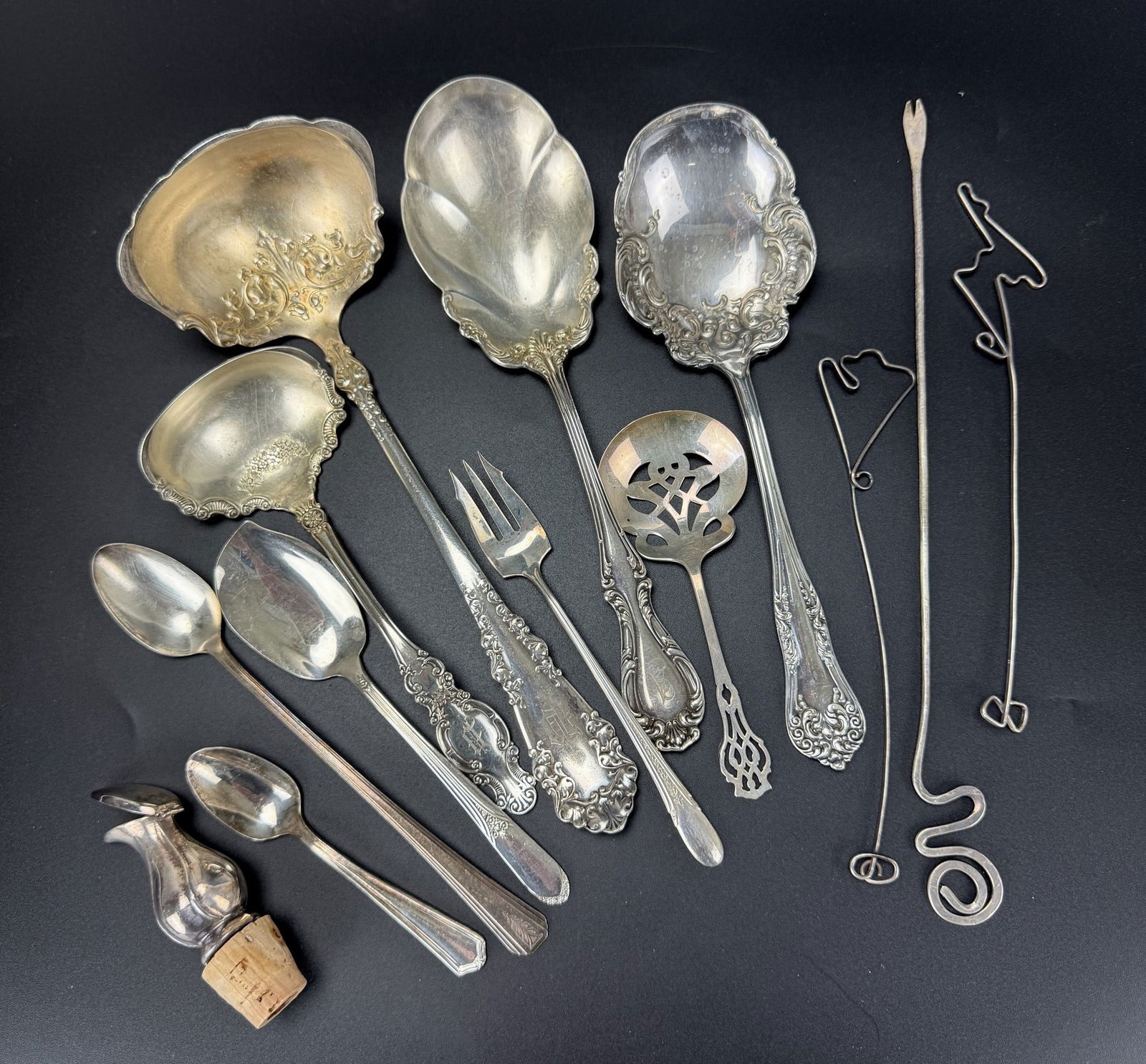 Group of 12 Vintige Sterling Silver and Silverplate Tableware (1 of 12)
