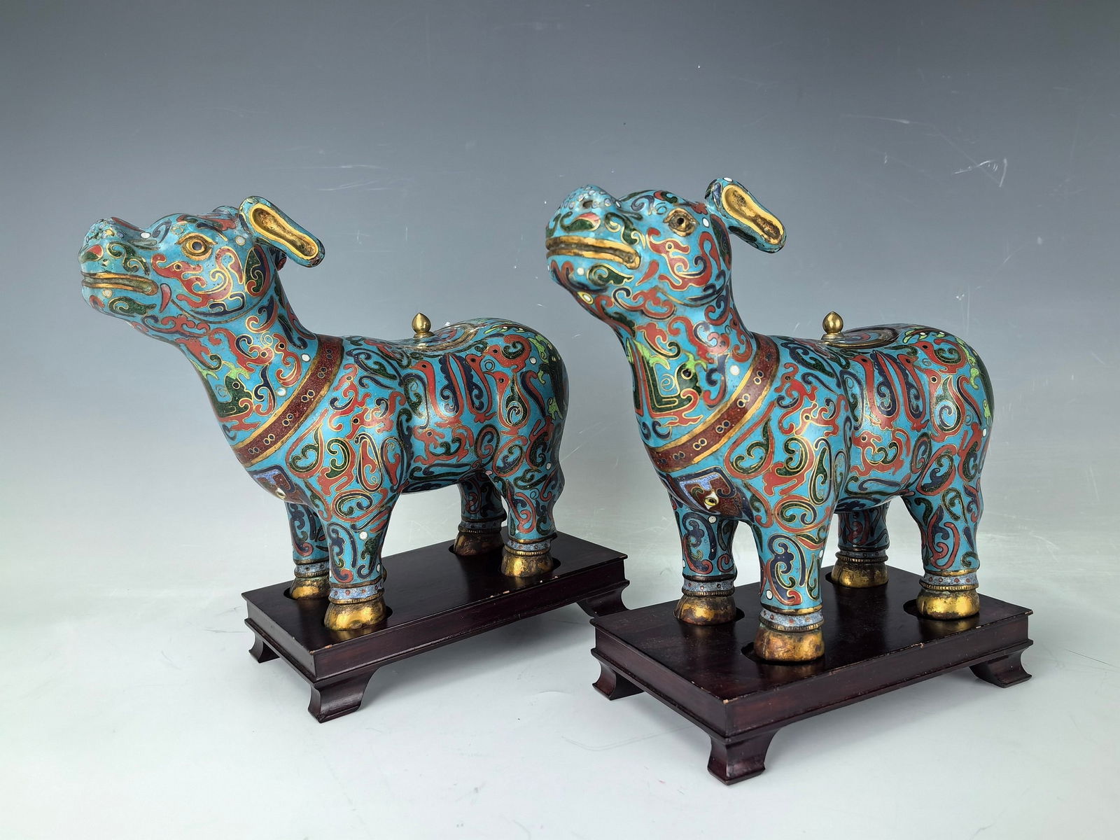 Pair of Vintage Chinese Cloisonne Brass Dogs (1 of 8)