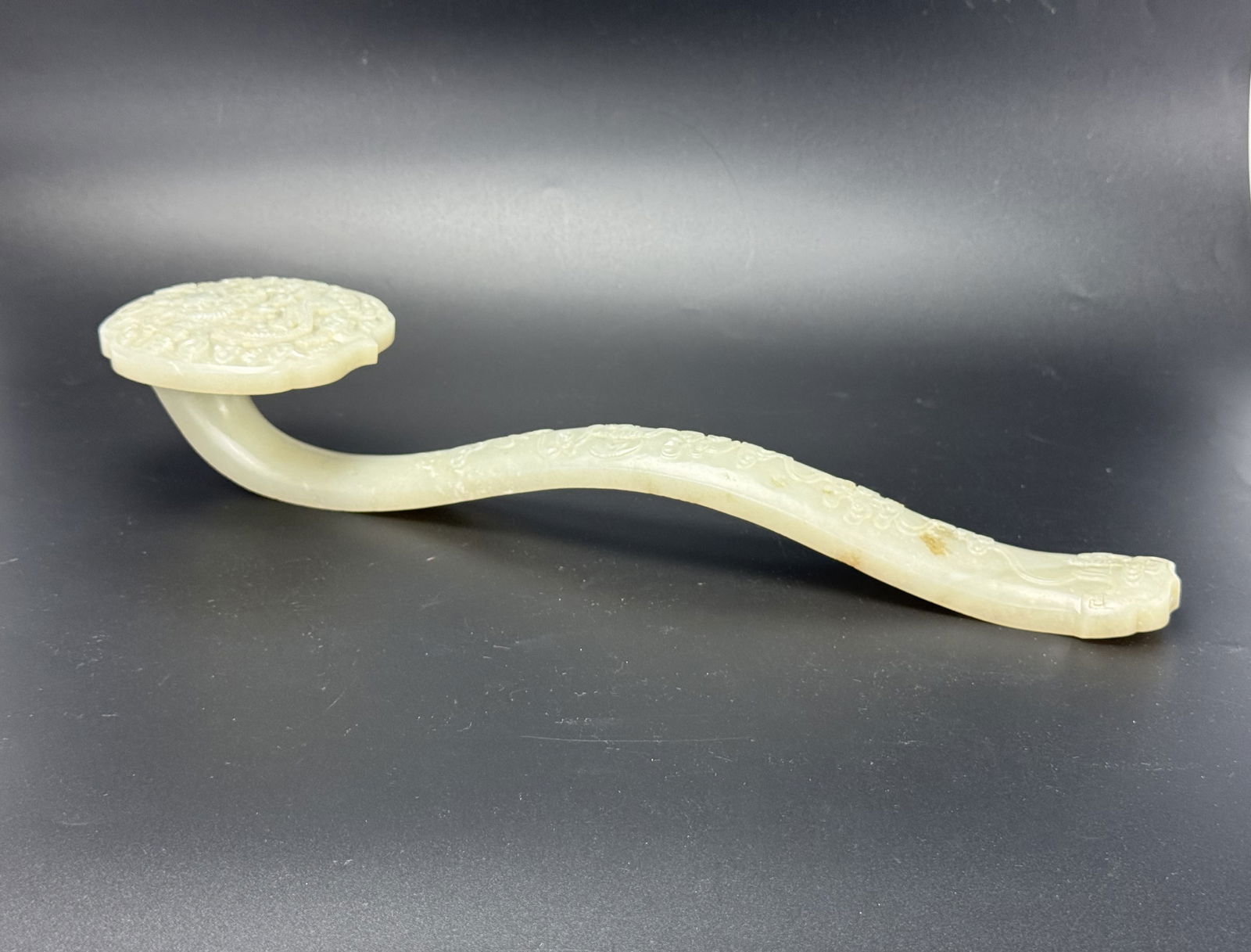 A large Chinese Carved Dragon and Bats Jade Ruyi Scepter (1 of 10)