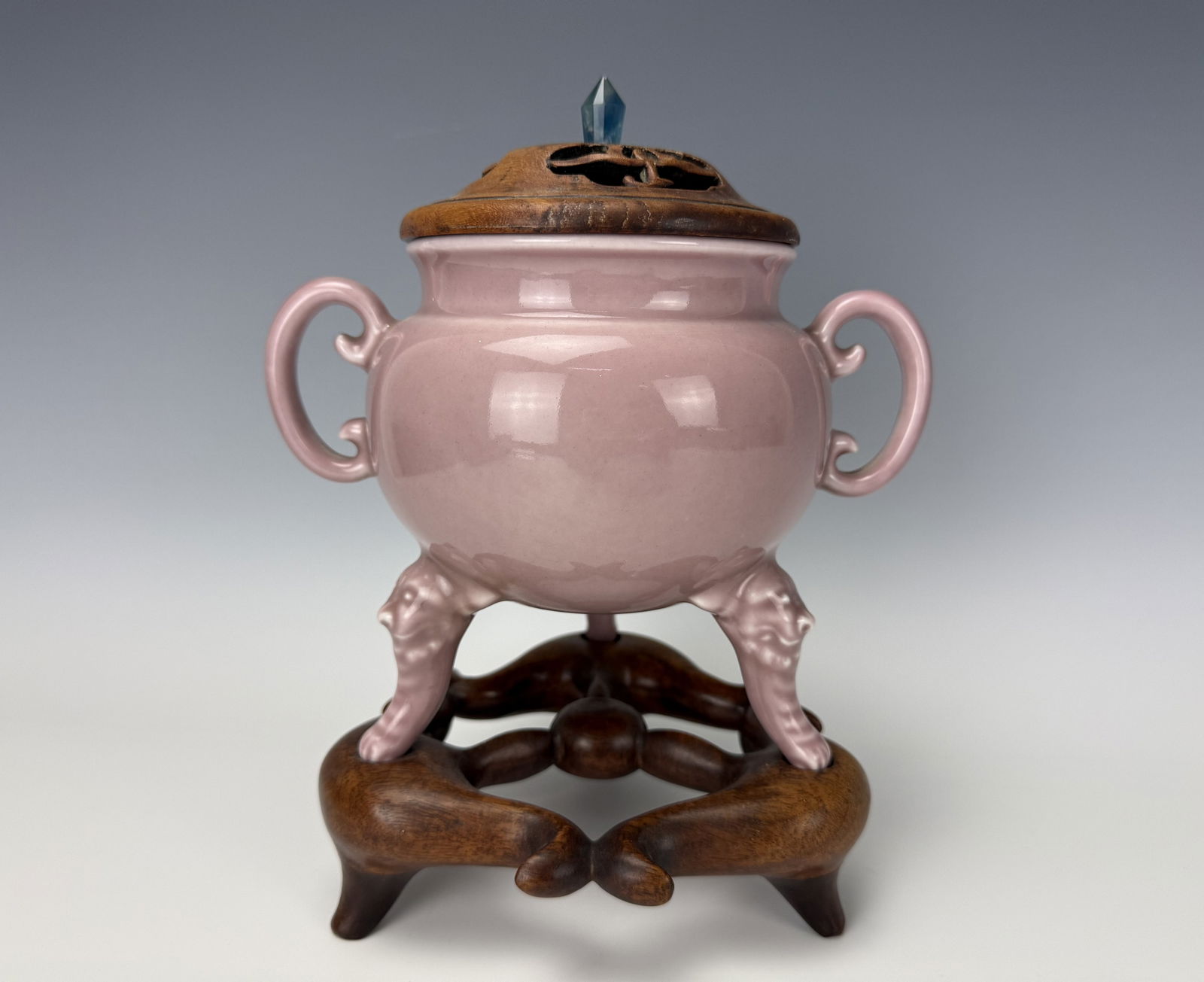 Chinese Pink Glazed Tripod Incense Burner Lidded and Stand Kangxi Mark (1 of 9)