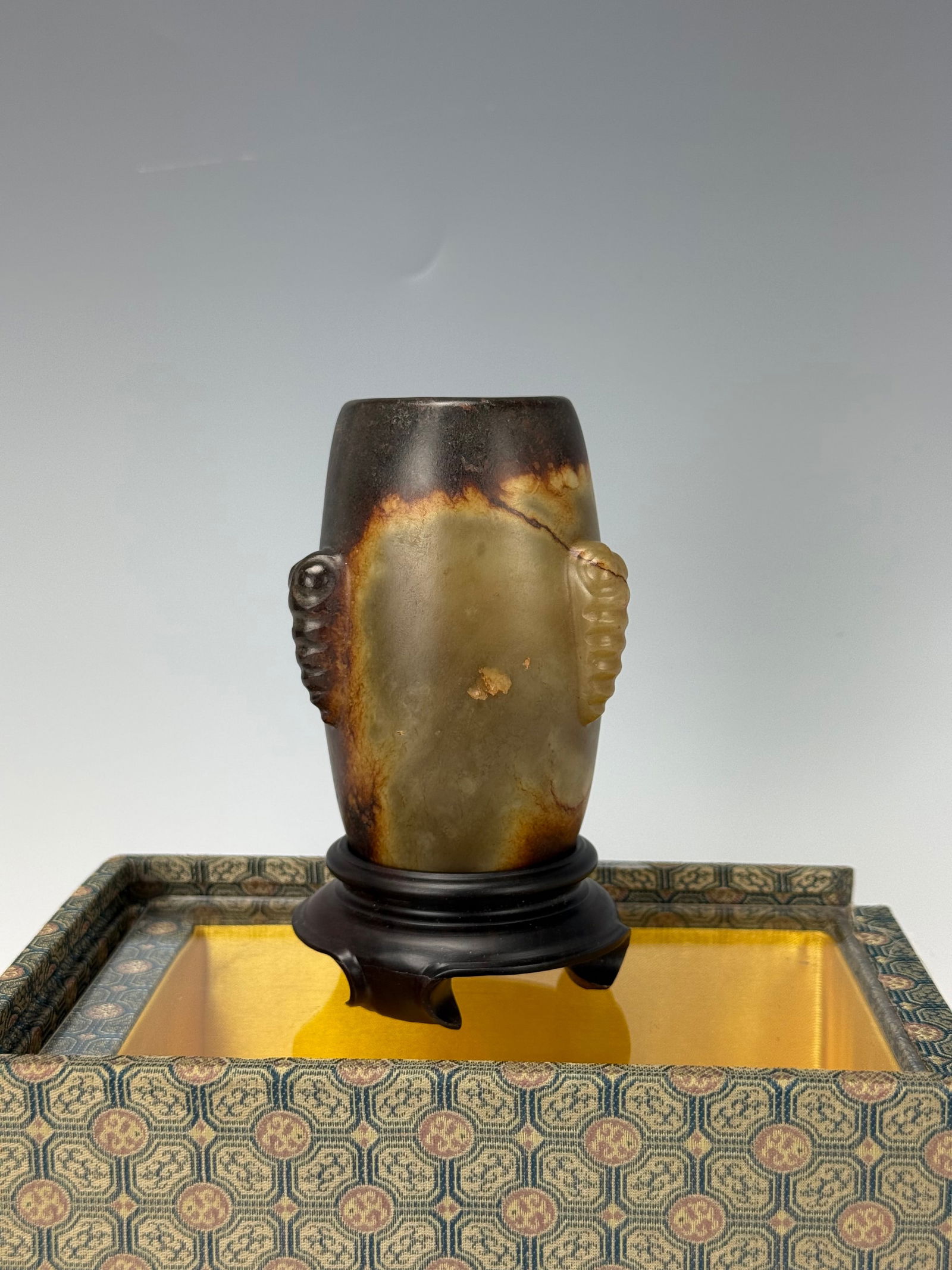 A Chinese Carved Jade Cong (1 of 8)