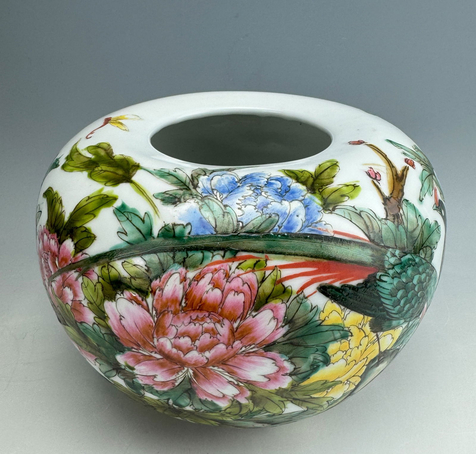 Chinese Famille Verte Porcelain Brush Washer Qianlong Mark (1 of 6)