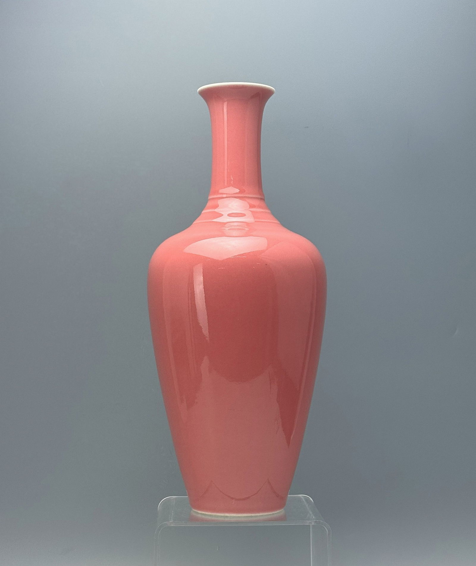 Chinese Pink Glazed Porcelain Vase Qianlong Mark (1 of 6)