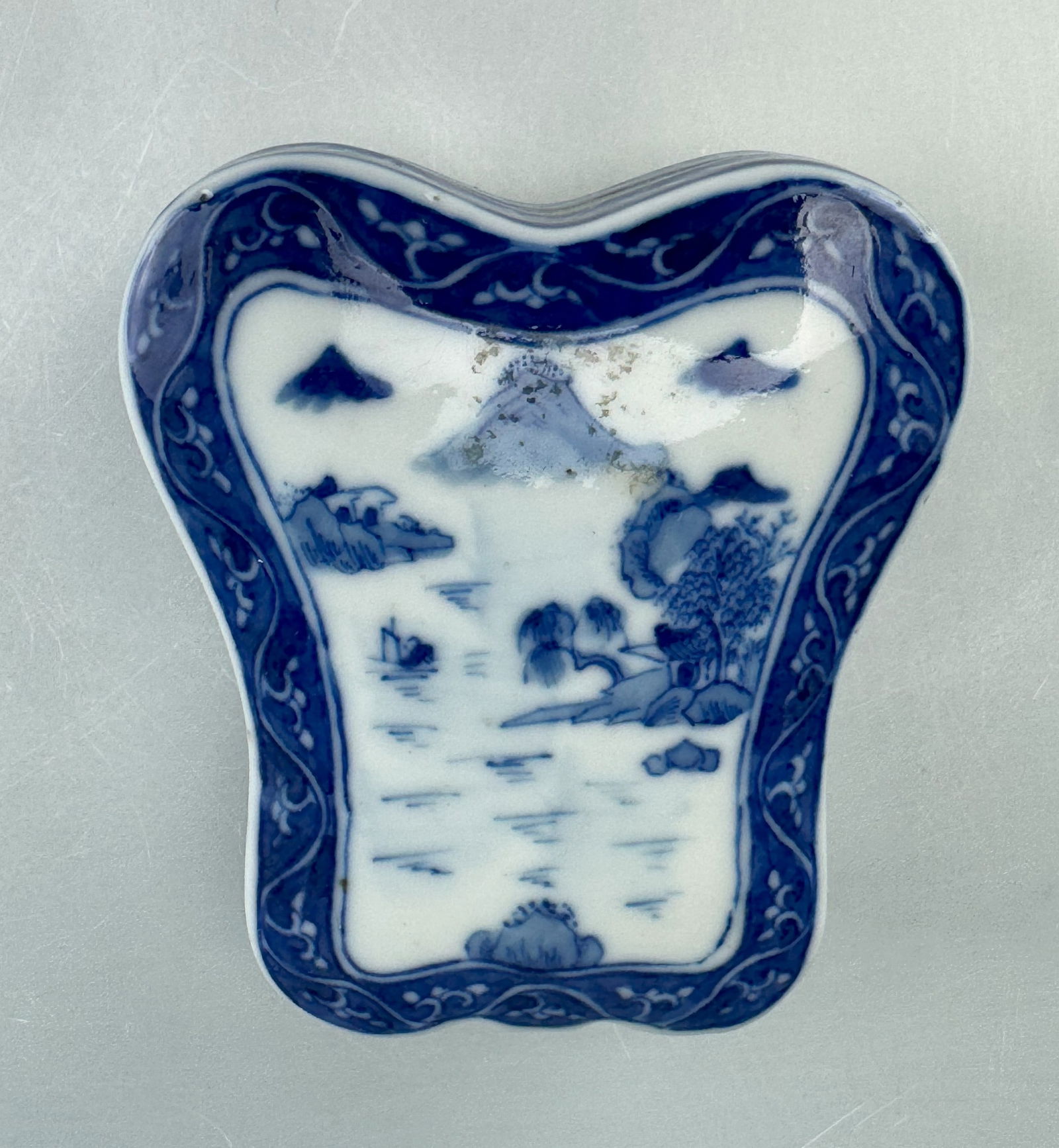 Chinese Blue and White Porcelain Box (1 of 3)