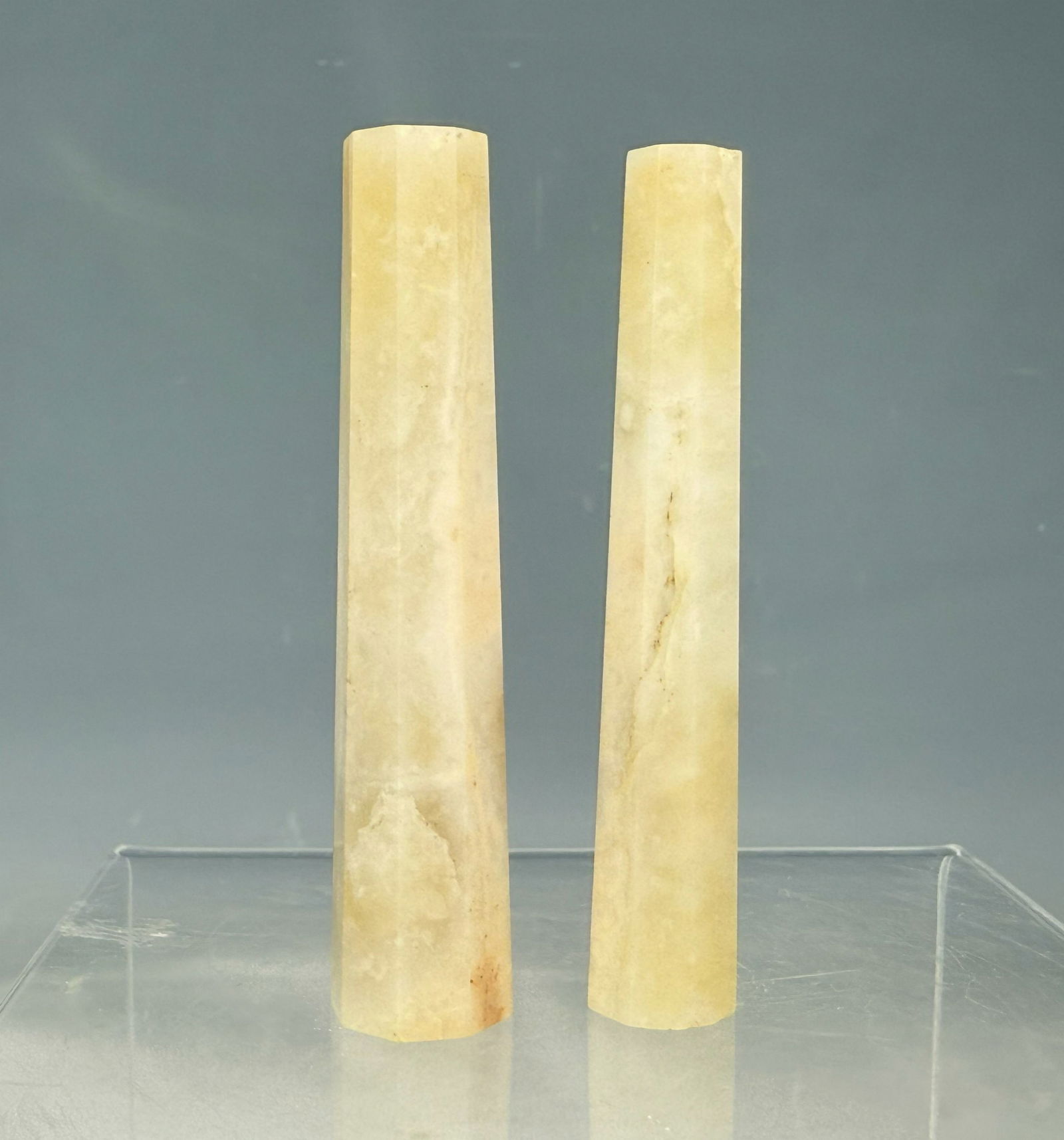 Pair of Chinese white jade carved weight in a customized box,Size 7 x 1.5 cm..Preview from Feb 23rd: Pair of Chinese white jade carved weight in a customized box,Size 7 x 1.5 cm..Preview from Feb 23rd to 27th from 1:00 PM TO 5:00 PM Eastern Time, Location: 15229 Display Court, Rockville, MD 20850.