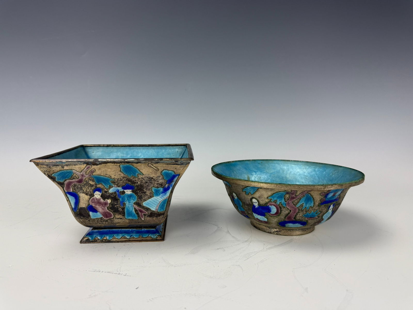 Two Antique Chinese Cloisonne Enameled Bowls: Two Antique Chinese Cloisonne Enameled Bowls,D 16.5 cm(6.5 in.) and W 14 cm(5.5 in.).Preview from Feb 23rd to 27th from 1:00 PM TO 5:00 PM Eastern Time, Location: 15229 Display Court, Rockville, MD 20