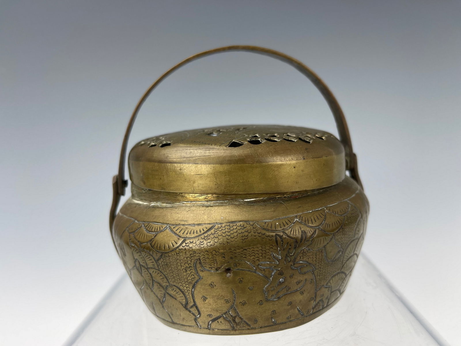 Chinese Bronze Hand Warner Xuande Mark: CHINESE BRONZE HAND WARMER. XUANDE MARK, D 10cm(4 in),repaired on the wood part, sold as is.Preview from Feb 23rd to 27th from 1:00 PM TO 5:00 PM Eastern Time, Location: 15229 Display Court, Rockville
