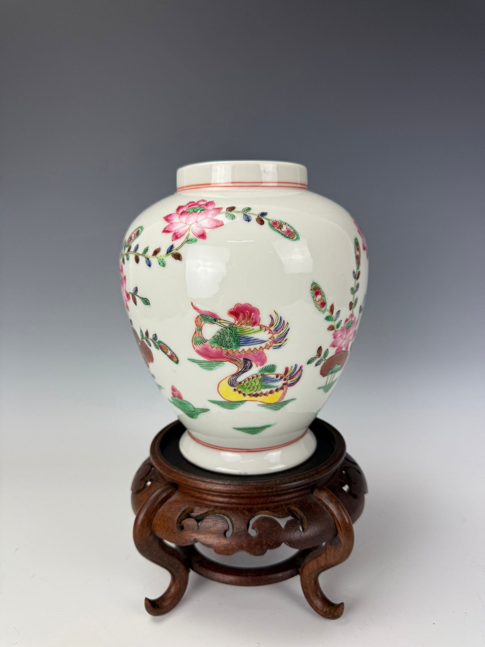 A Famille Rose Porcelain Vase With Stand: A Famille Rose Porcelain Vase With Stand,Neiman Marcus Commissioned , Vase H 18 cm(7 in.).Preview from Feb 23rd to 27th from 1:00 PM TO 5:00 PM Eastern Time, Location: 15229 Display Court, Rockville,