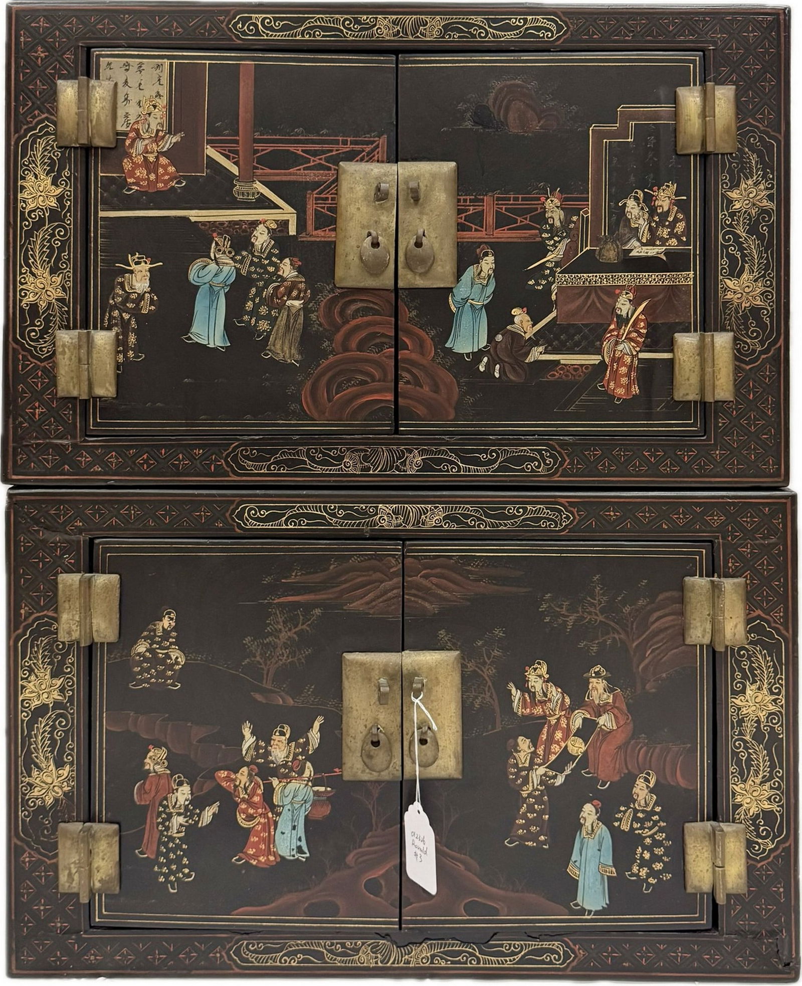 A Chinese Antique Canton Rosewood Stand: H 92cm(36 in.) x W 35 cm(13.5 in.).Preview from Feb 23rd to 27th from 1:00 PM TO 5:00 PM Eastern Time, Location: 15229 Display Court, Rockville, MD 20850.