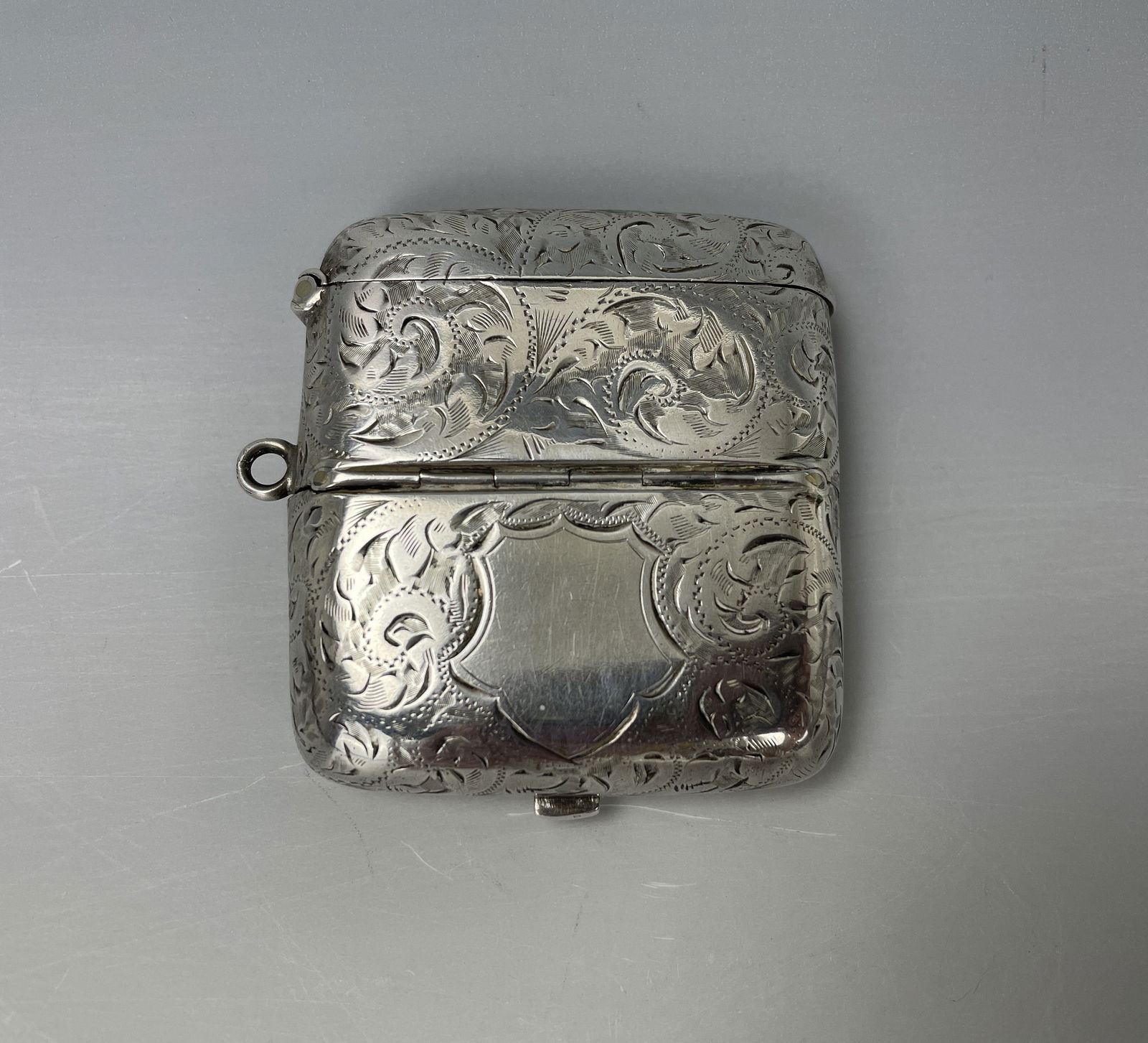 Antique Victorian Sterling Silver Cum Double Sovereign and Vesta CaseCase: Antique Victorian Sterling Silver Combination Sovereign and Vesta Case, weight 60g.size 5.5 x 5 x1.5 cm.Preview from Apr 20th to 24th from 1:00 PM TO 5:00 PM Eastern Time, Location: 15229 Display Cour