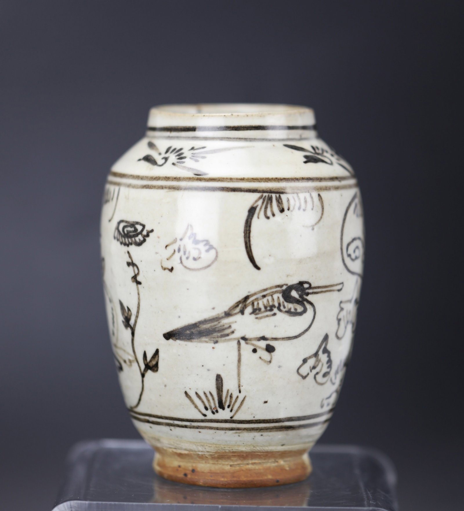Cizhou Glazed jar with paintings of rabbit, heron and other animals (1 of 6)