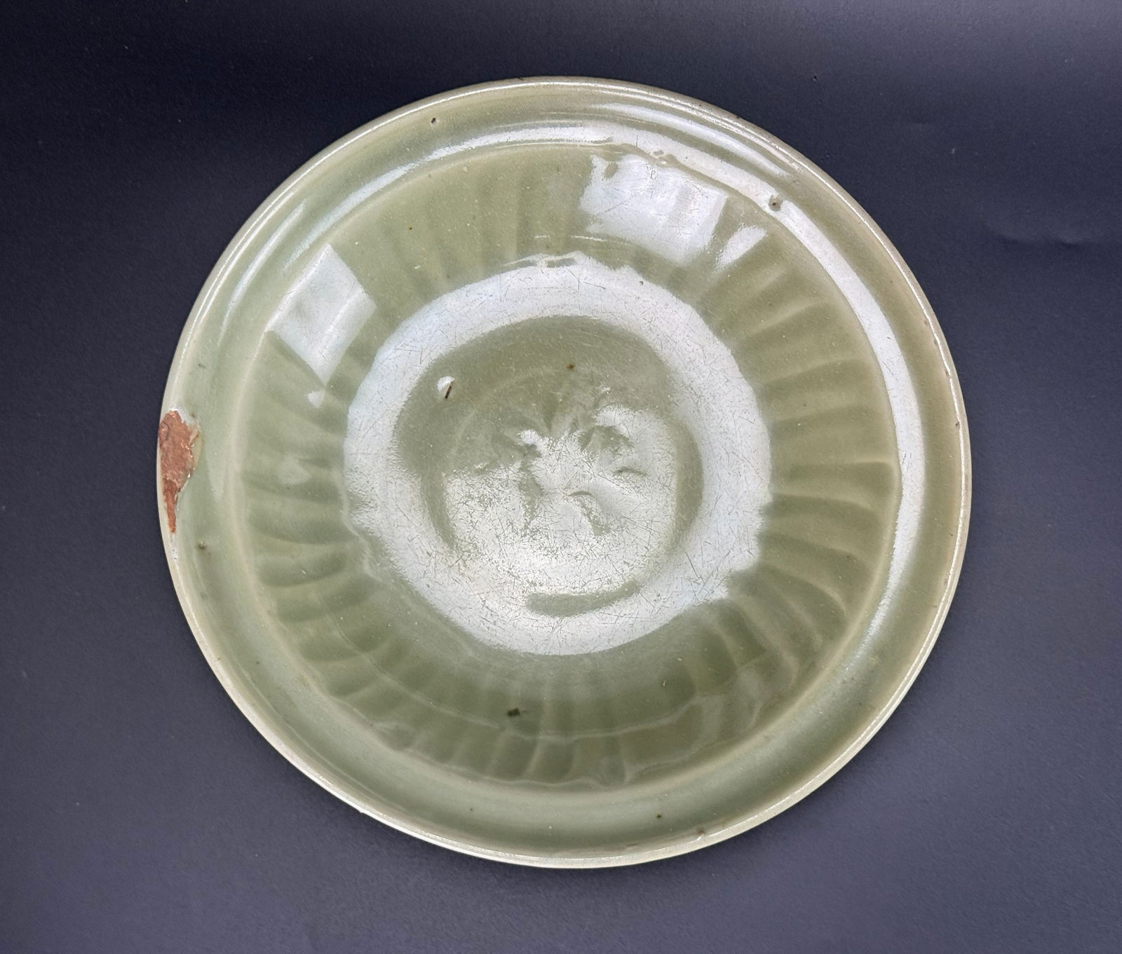 Large Longquan Celadon Glazed Bowl with Floral Pattern (1 of 4)