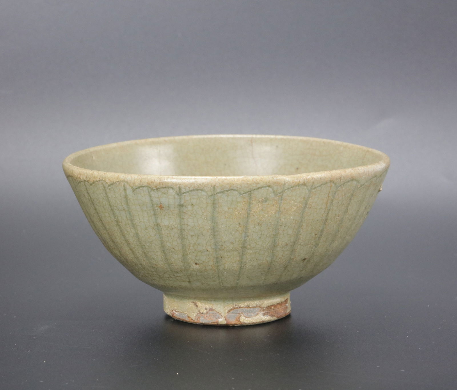 Large Longquan Celadon Glazed Bowl with Character FLY (1 of 5)