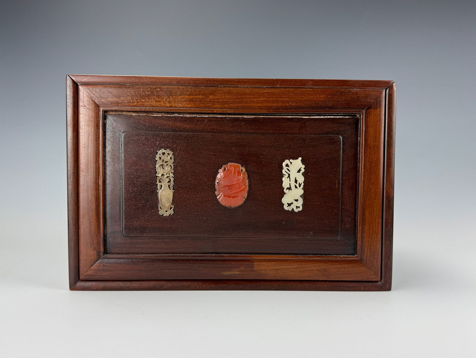 Chinese Roswood Scholar Box Inlaid Agate and Jade: Chinese Roswood Scholar Box Inlaid Agate and Jade, W 33cm ( 13in.) x H 21.6cm (8.5in.) x D 22.9cm ( 9in ).Preview from Apr 20th to 24th from 1:00 PM TO 5:00 PM Eastern Time, Location: 15229 Display Co