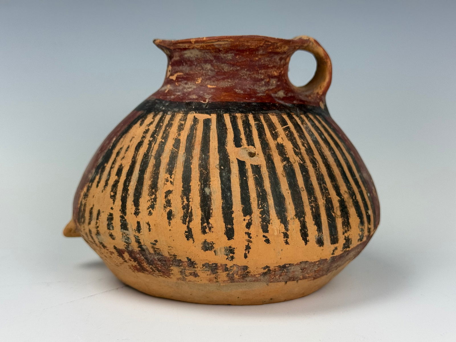 A Chinese Neolithic Pottery Vessels with A Handle (1 of 6)