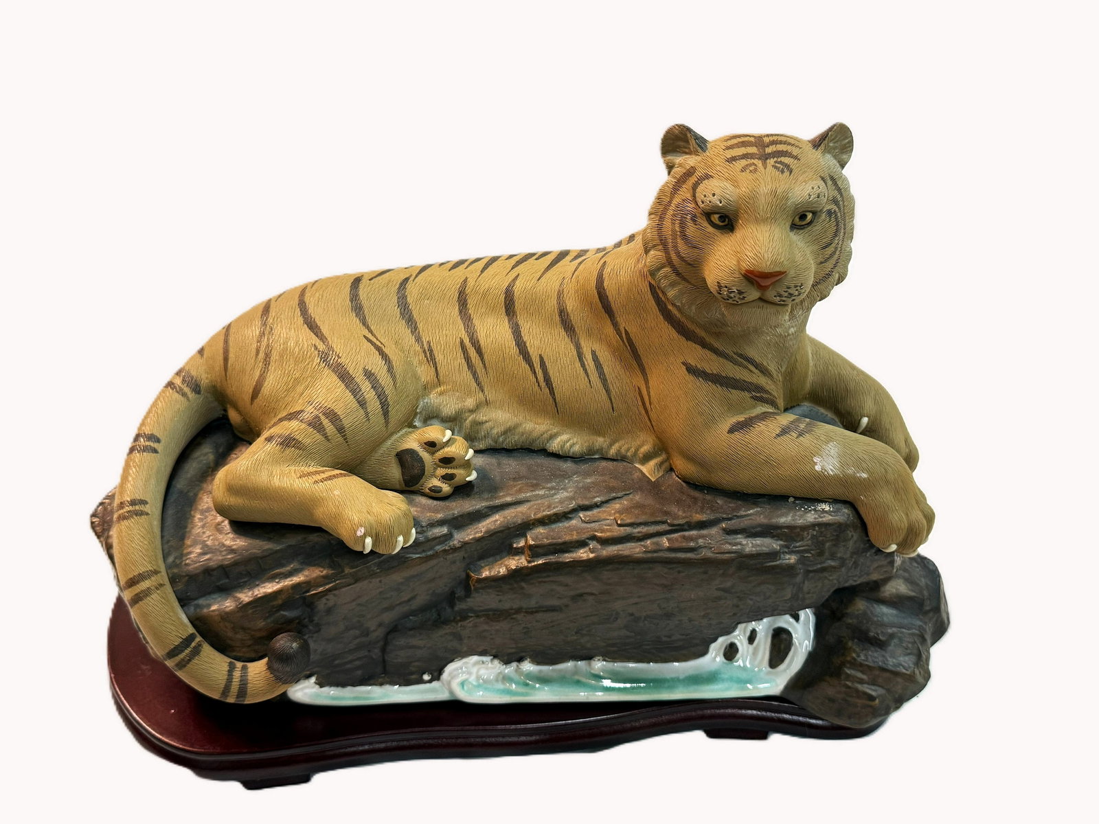 Chinese Tongqingzao Shiwan Ware Tiger Figurine Marked (1 of 6)