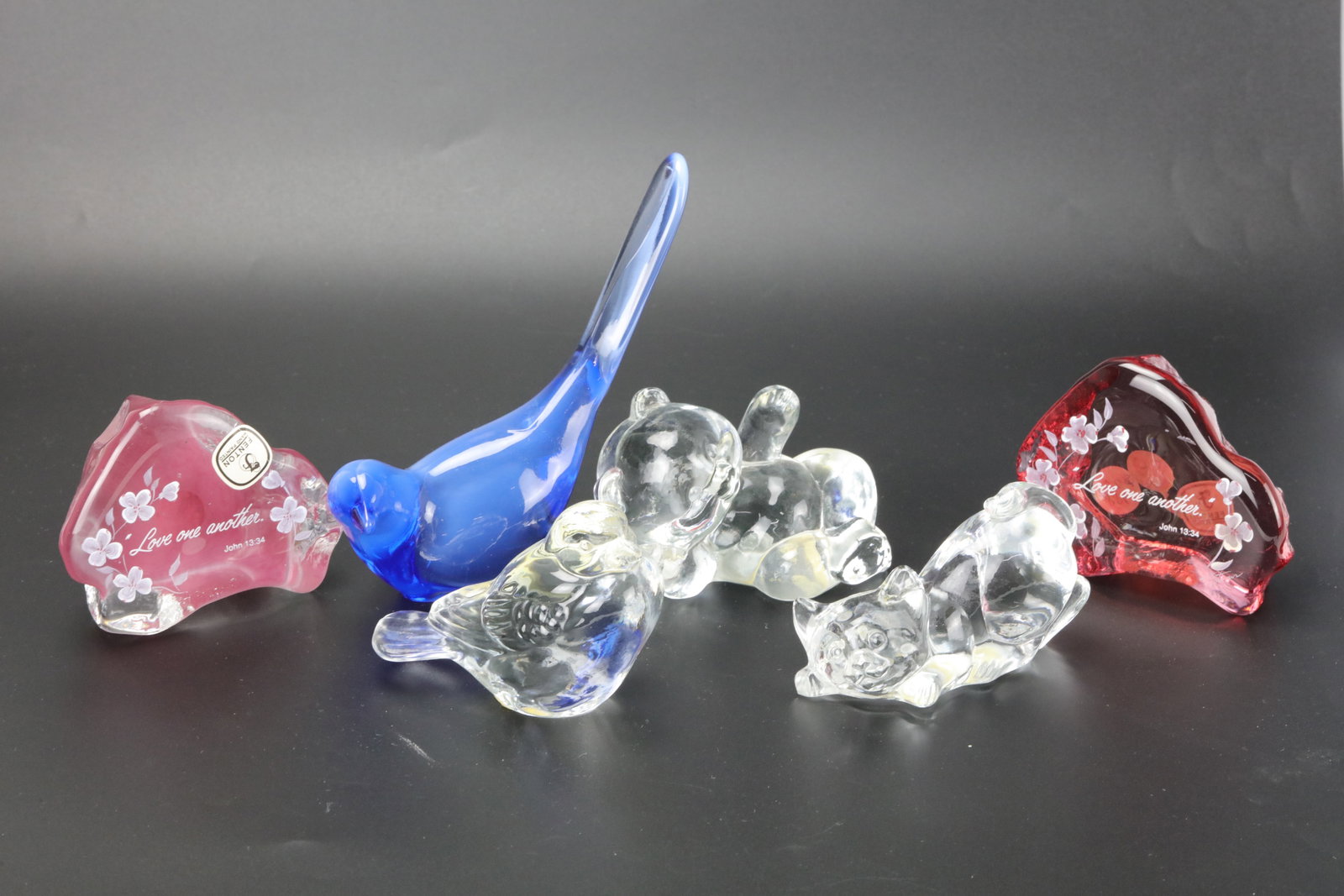 6 Pieces Fenton Crystal Glass Paperweight: 2 Birds, Cat, Bear, 2 Red Color Crystal Paperweights. (1 of 7)
