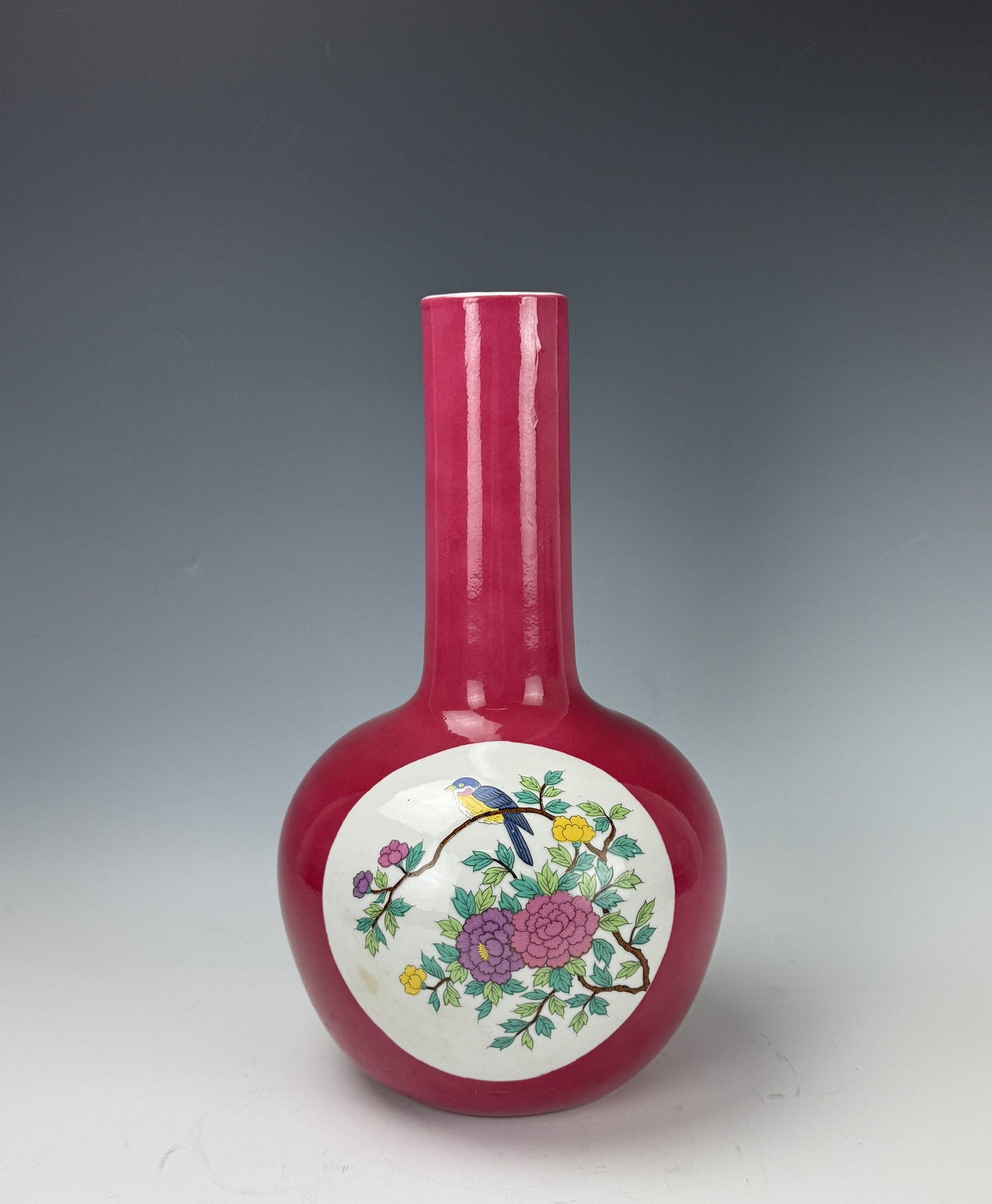 Chinese Hetian White Jade Pendant Carved Bats and Hulu: Chinese Hetian White Jade Pendant Carved Bats and Hulu, symbolizing good fortune and longevity. D 5.3 cm. Preview from June 22nd to 26th from 1:00 PM TO 5:00 PM Eastern Time, Location: 15229 Display C