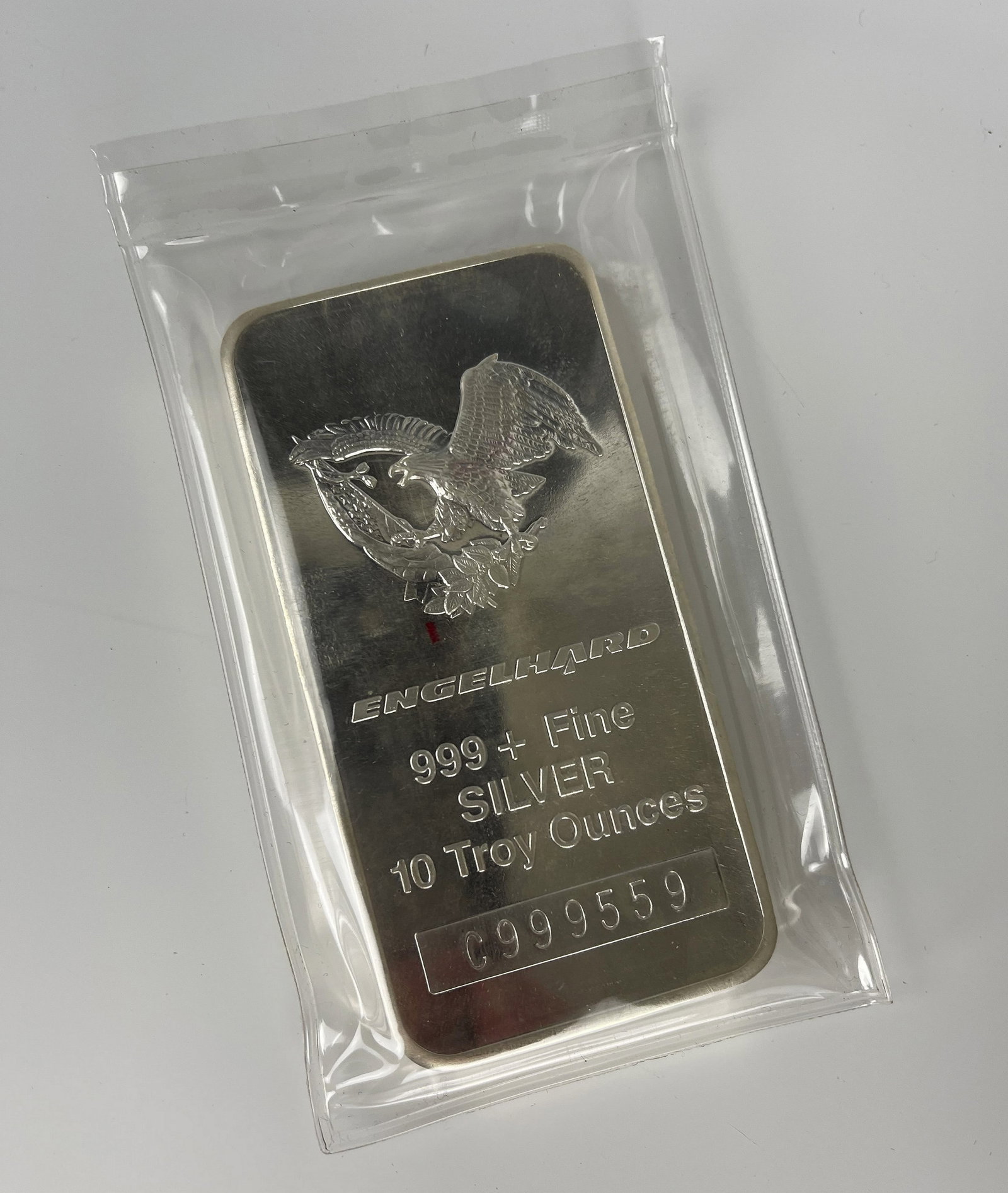 Engelhard 999 Fine Silver Bar 10 Troy Ounces (1 of 2)