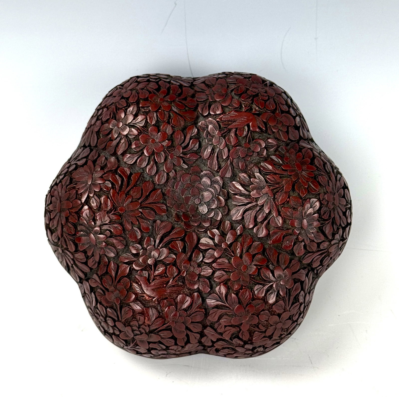 Chinese Red Cinnabar Carved Box in Plum Blossom Shape Qianlong Mark (1 of 4)