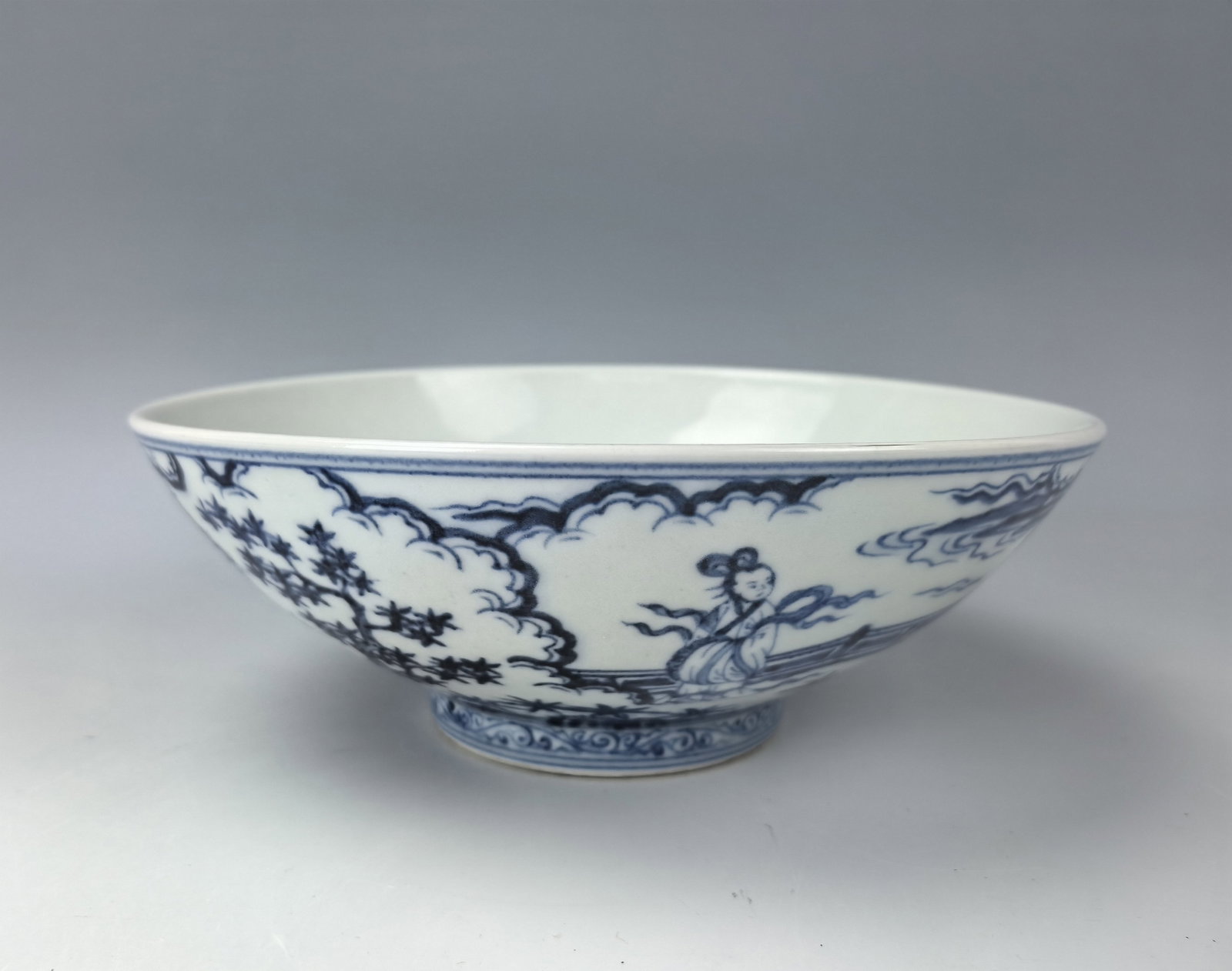 Chinese Blue and White Porcelain Bowl with Xuande Mark (1 of 6)