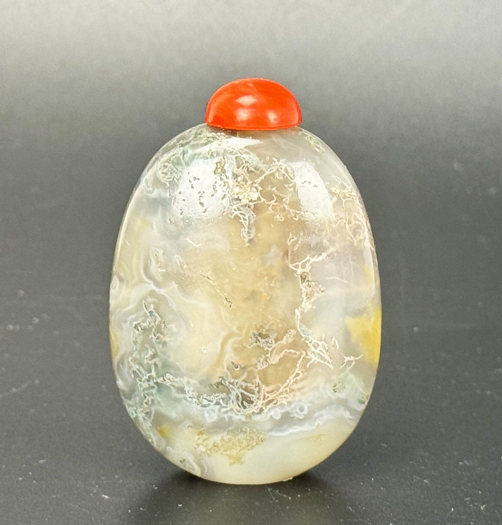 Chinese Macaroni or Moss Agate Snuff Bottle (1 of 6)
