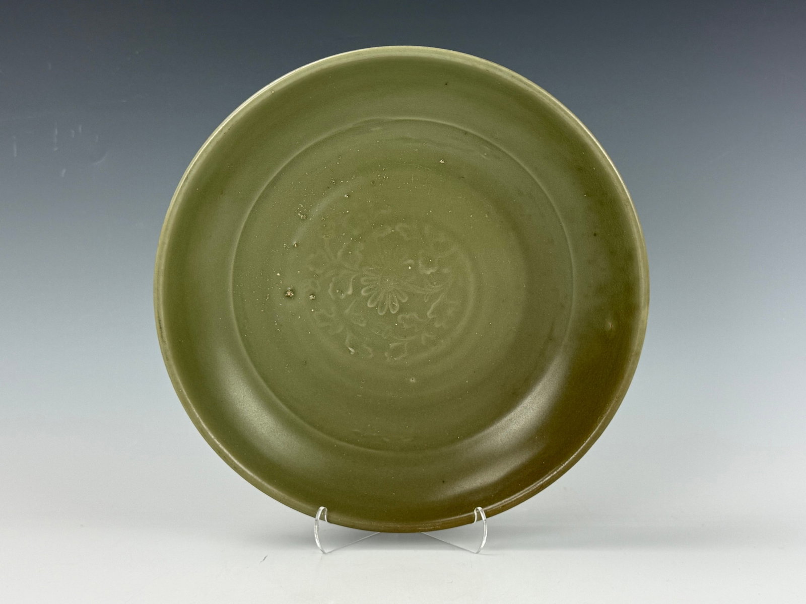Chinese Ming Dynasty Longquan Celadon Plate: Chinese Ming Dynasty Longquan Celadon Plate,D 25.5cm(10.3 in.) x H 5 cm(2 in.).Preview from June 22nd to 26th from 1:00 PM TO 5:00 PM Eastern Time, Location: 15229 Display Court, Rockville, MD 20850.