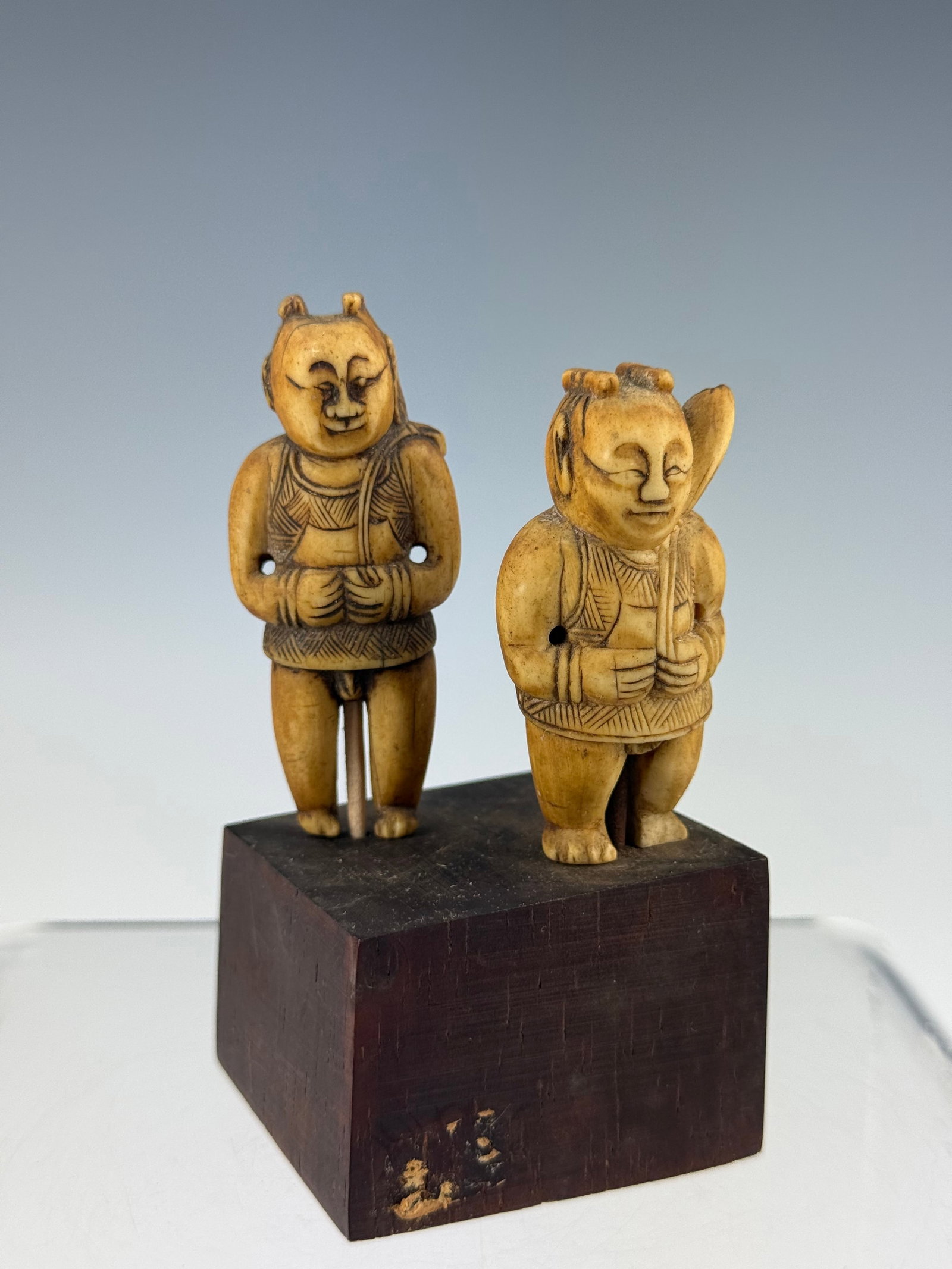 Two Small Antique Chinese Carved Bone Figures (1 of 5)
