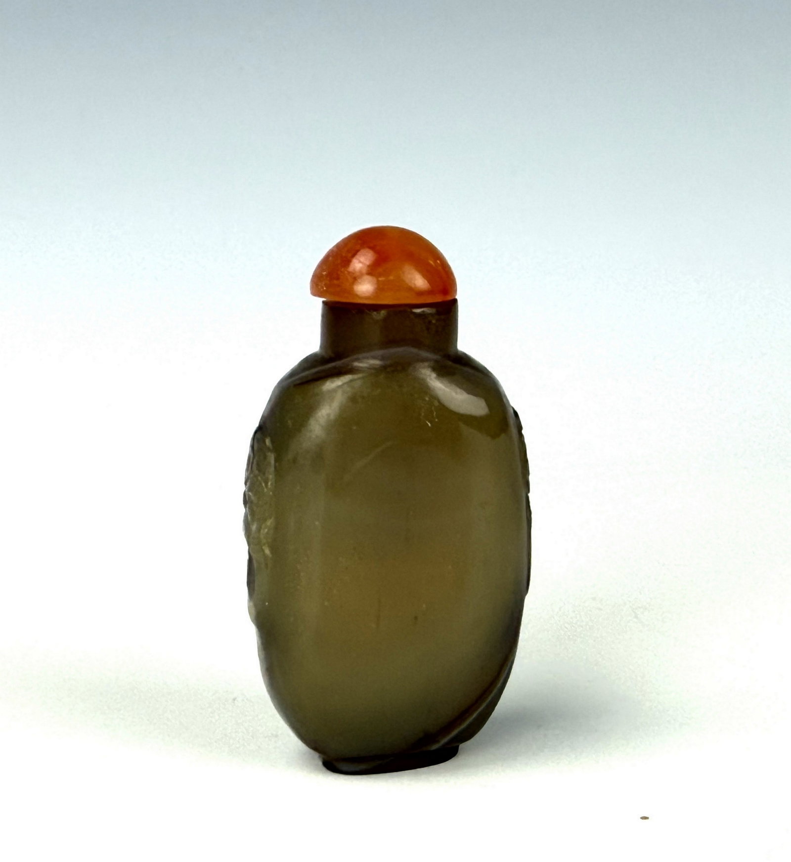 Chinese Carved Agate Snuff Bottle with Double Beast Heads