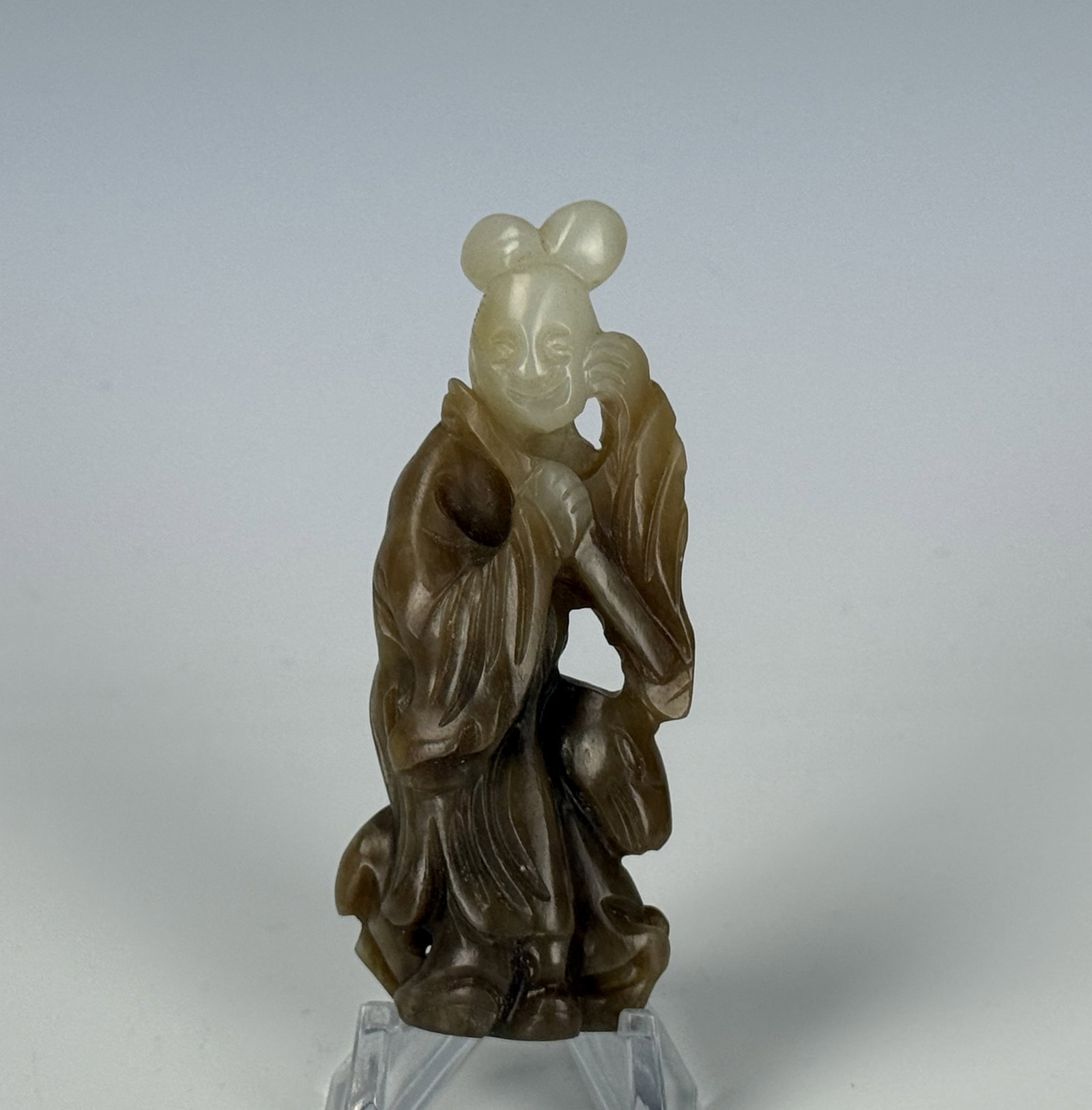 Chinese Carved Jade Statue of an Immortal Fairy and Deer: Hetian White Jade Statue of an Immortal Fairy with a Deer. H 8 cm(3.1 in.). Preview from Aug 24th to 28th from 1:00 PM TO 5:00 PM Eastern Time, Location: 15229 Display Court, Rockville, MD 20850.