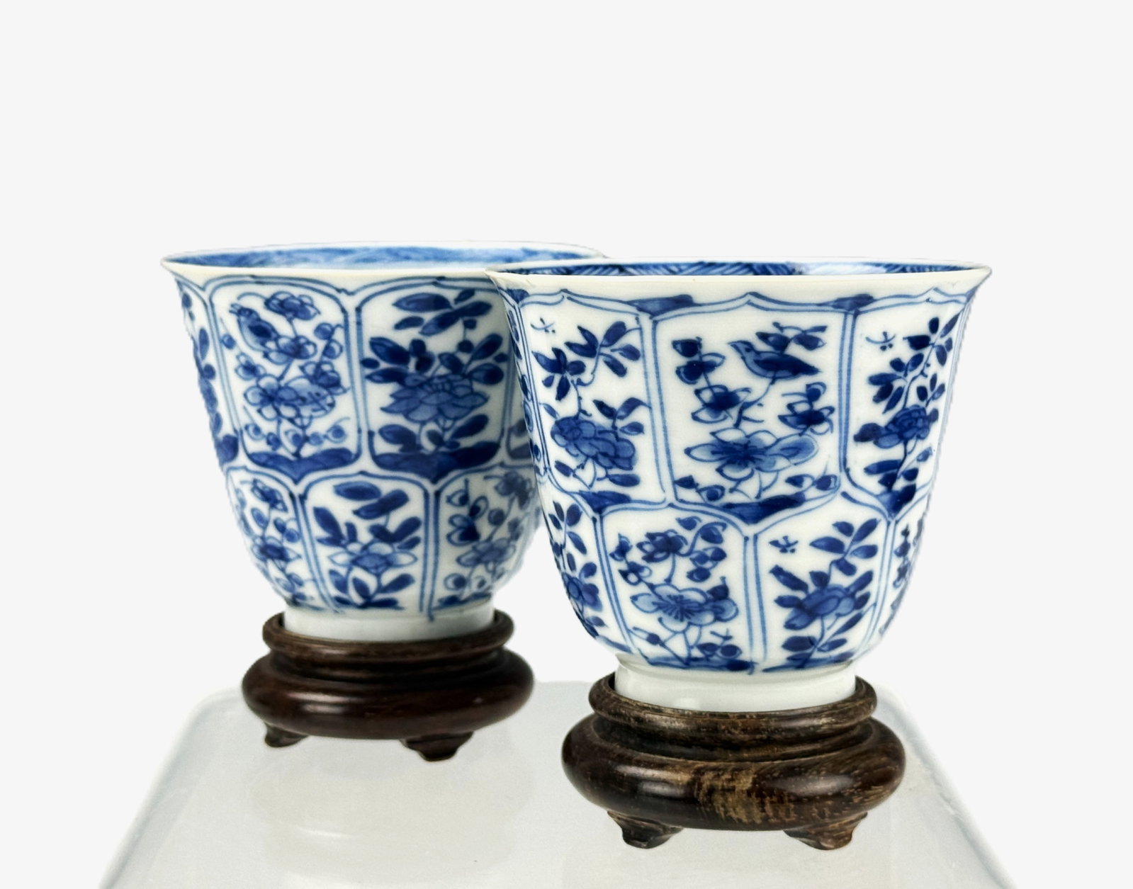 Pair of Chinese Blue and White Porcelain Cups Kangxi Period: Pair of Chinese Blue and White Porcelain Cups Kangxi Period. H 7 cm(2.8 in.) x2. Preview from Aug 24th to 28th from 1:00 PM TO 5:00 PM Eastern Time, Location: 15229 Display Court, Rockville, MD 20850.