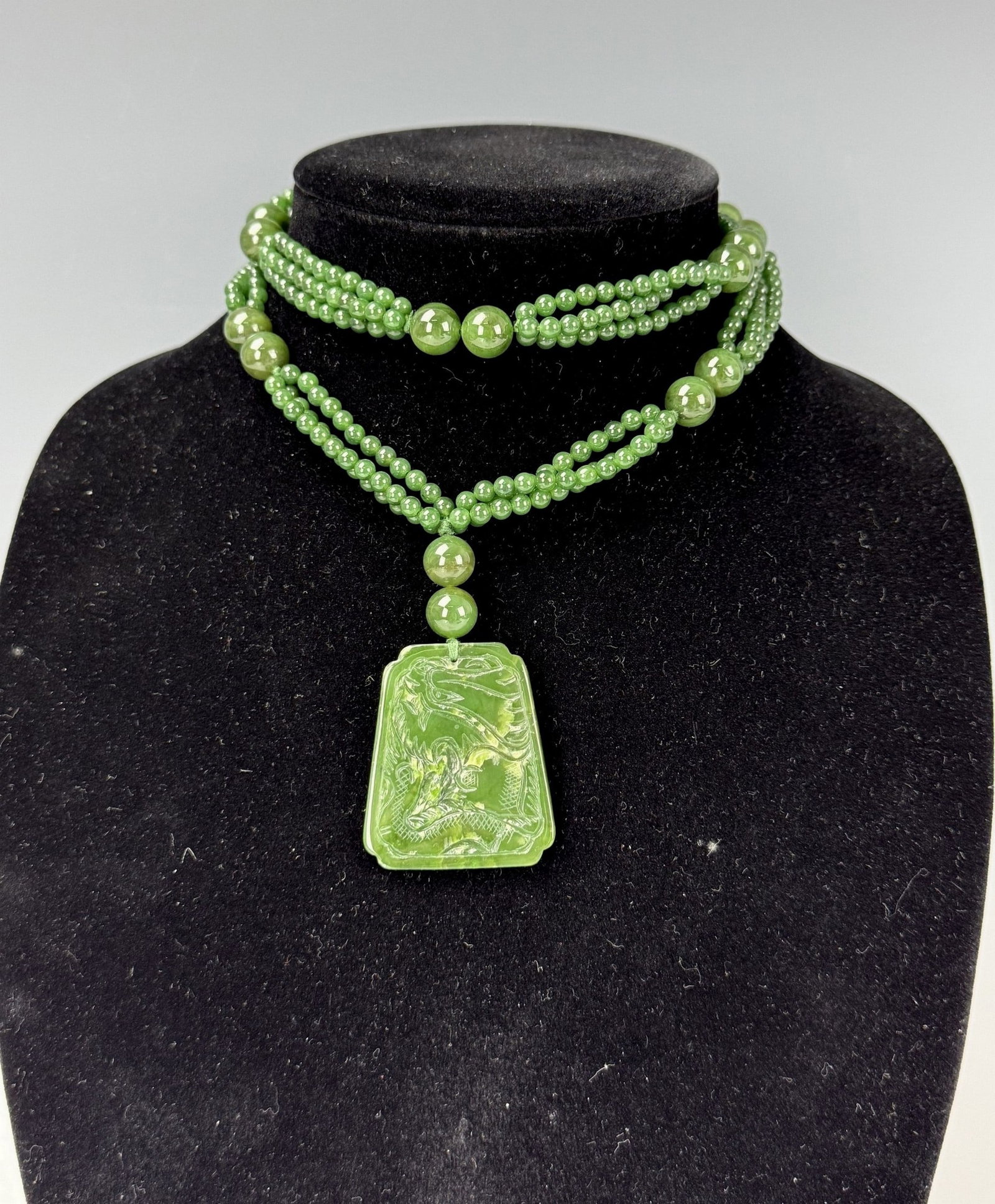 Chinese Green Beaded Necklace with Carved Jade Pendant (1 of 4)