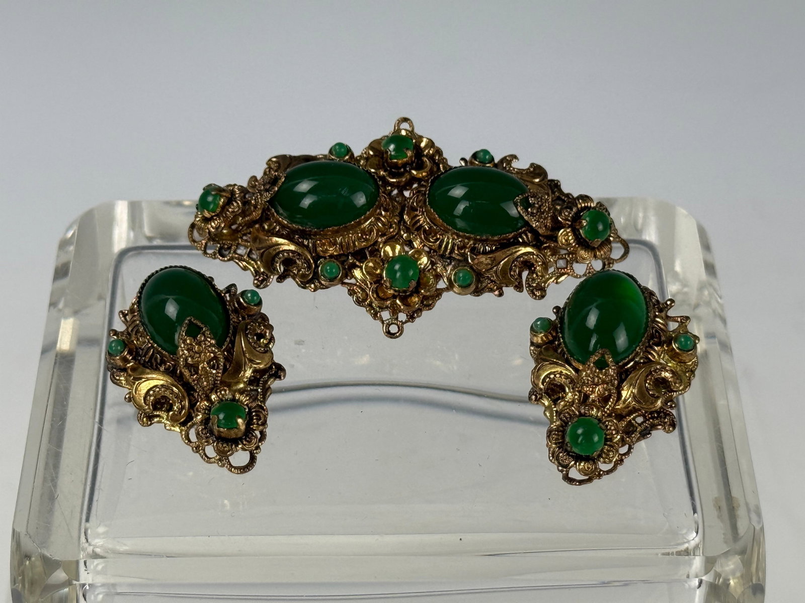 Vintage Gold Tone Brooch and Earring Set with Green Cabochons (1 of 1)