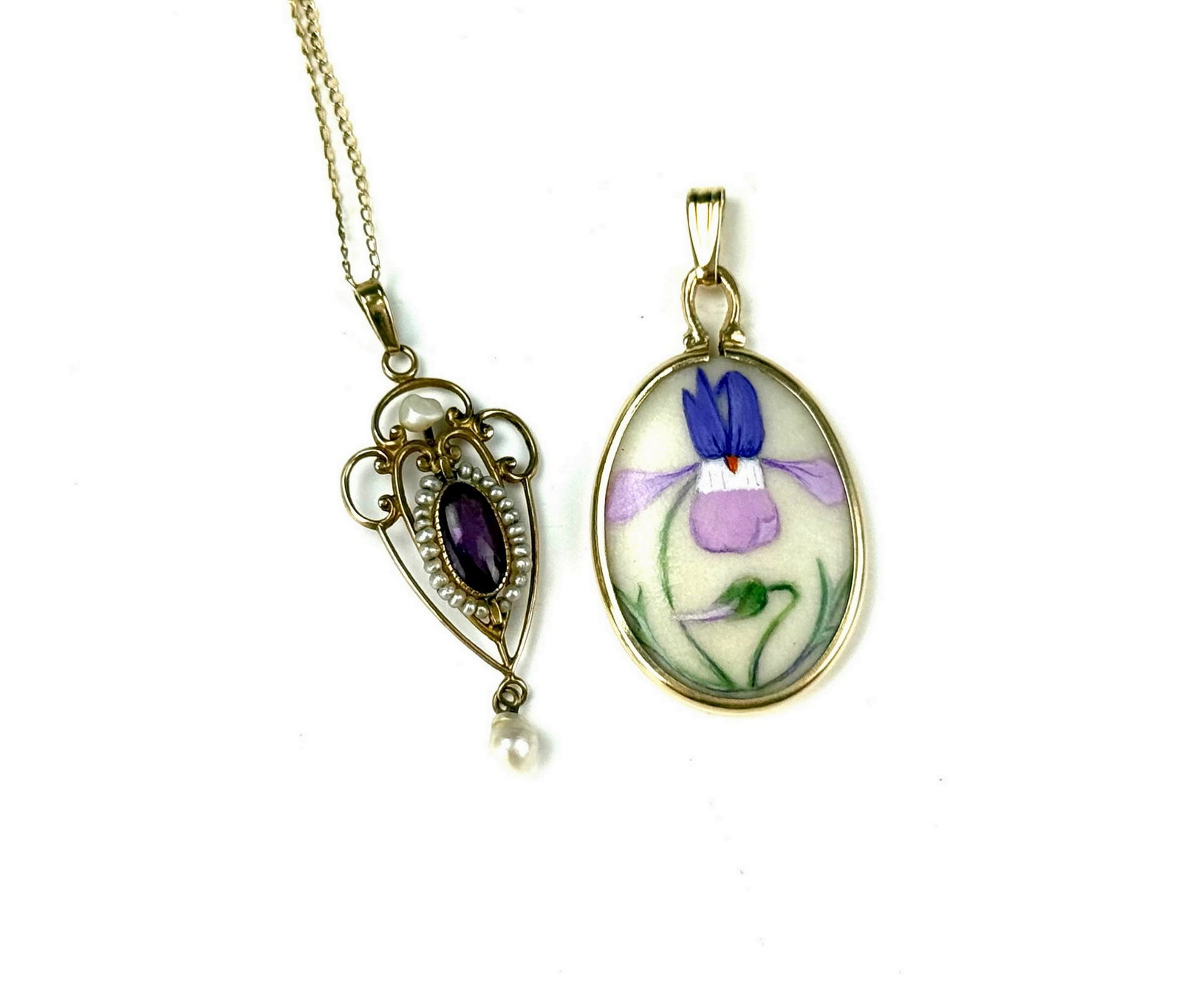 14K Gold Nacklace and A Enamel Pendant: 14K Gold Nacklace and A Enamel Pendant,weight 1.8 grams. Preview from Aug 24th to 28th from 1:00 PM TO 5:00 PM Eastern Time, Location: 15229 Display Court, Rockville, MD 20850.