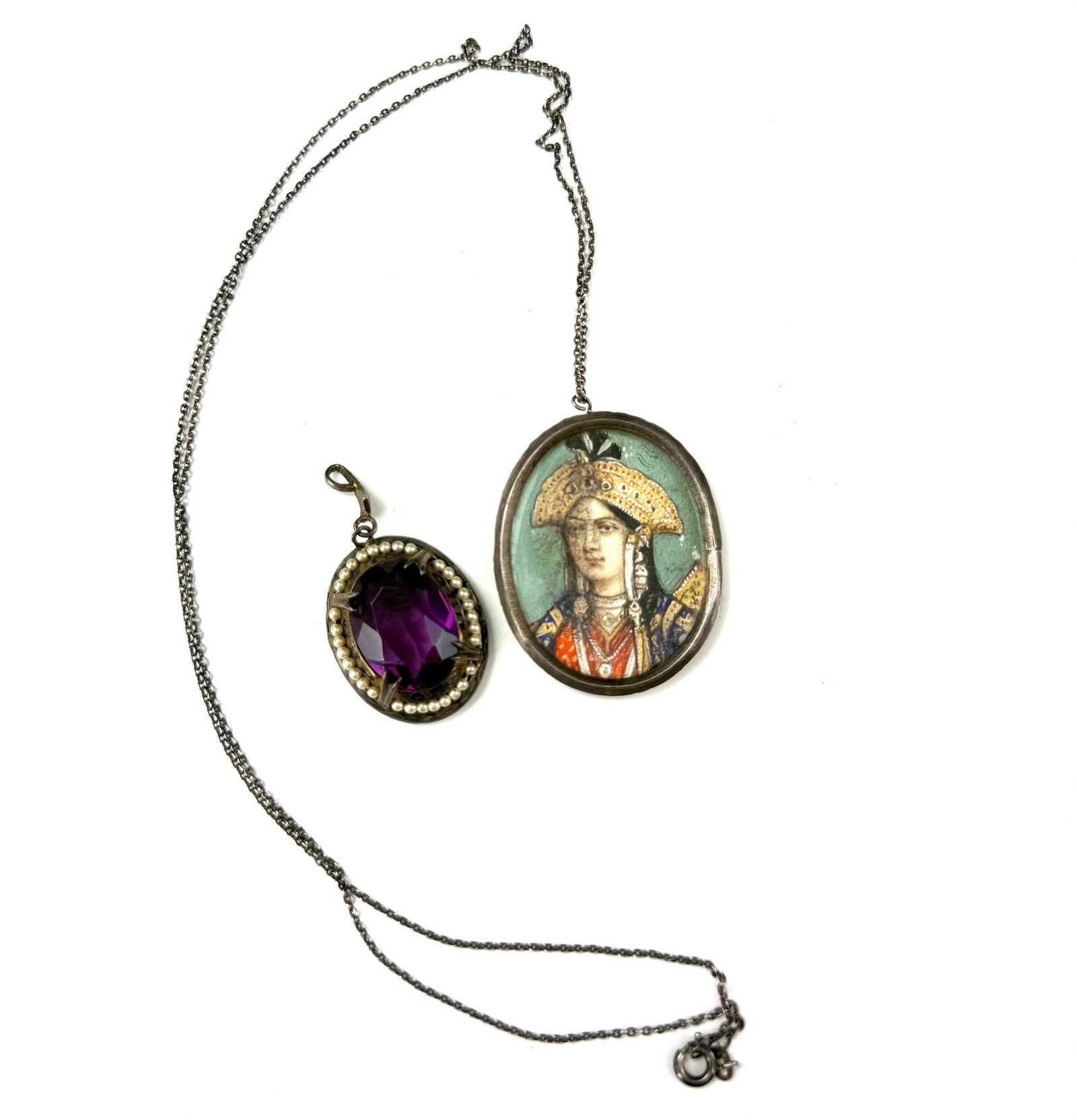 Antique Silver Necklace and An Amethyst Pendant (1 of 6)