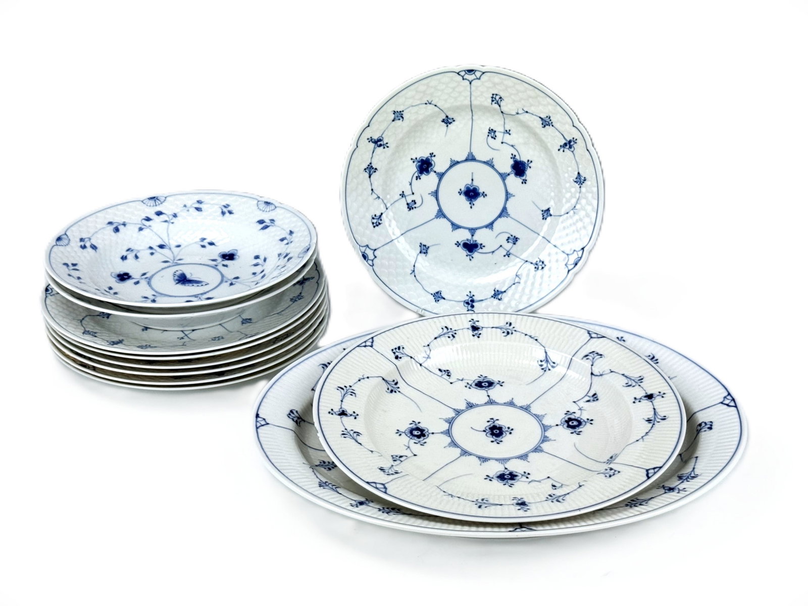 Set of 11 Royal Copenhagen Blue Fluted Half Lace Musselmalet Porcelain Dinnerware (1 of 13)