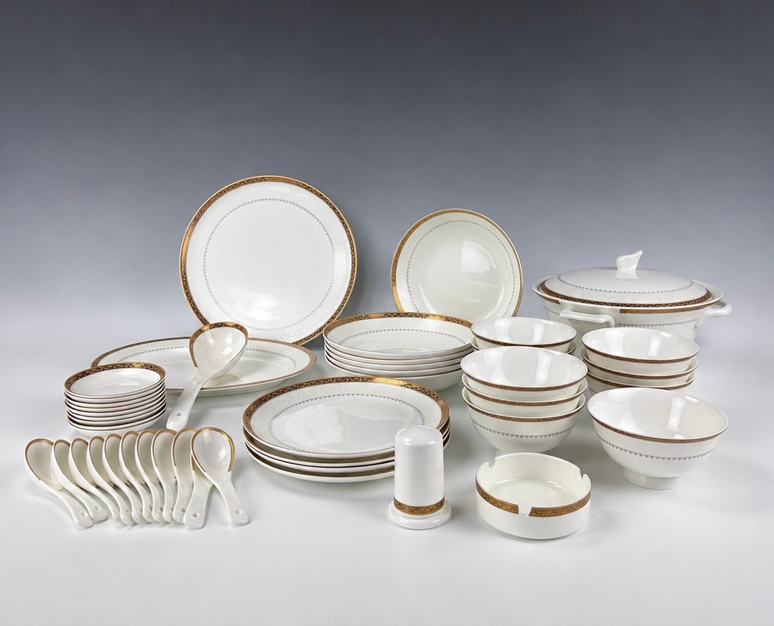 Tang Shan China Red Rose Fine bone China Set (1 of 14)