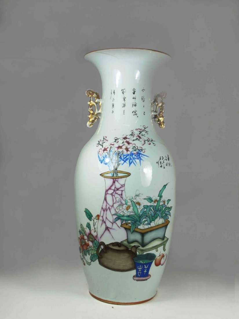 A Chinese Early  20th Century Porcelain Flower Vase (1 of 7)