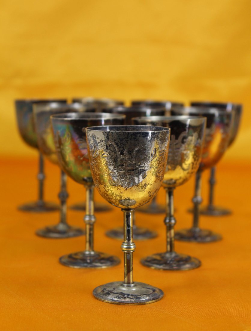 Ten Antique Silver Flower Carved Cups,by Chang Fenxiang (1 of 8)