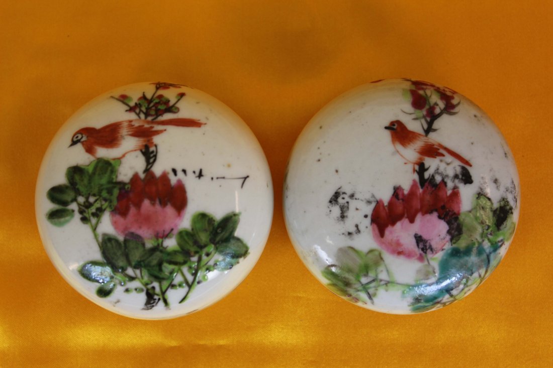 Two Chinese White Porcelain Rouge Pot Flower& Red Bird (1 of 5)