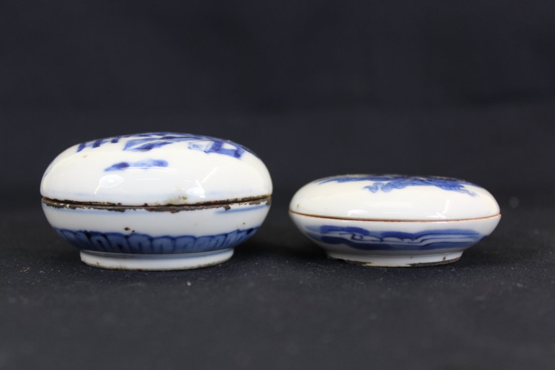 Two Chinese Blue&White Inkbox Porcelain Pot later Qing (1 of 4)