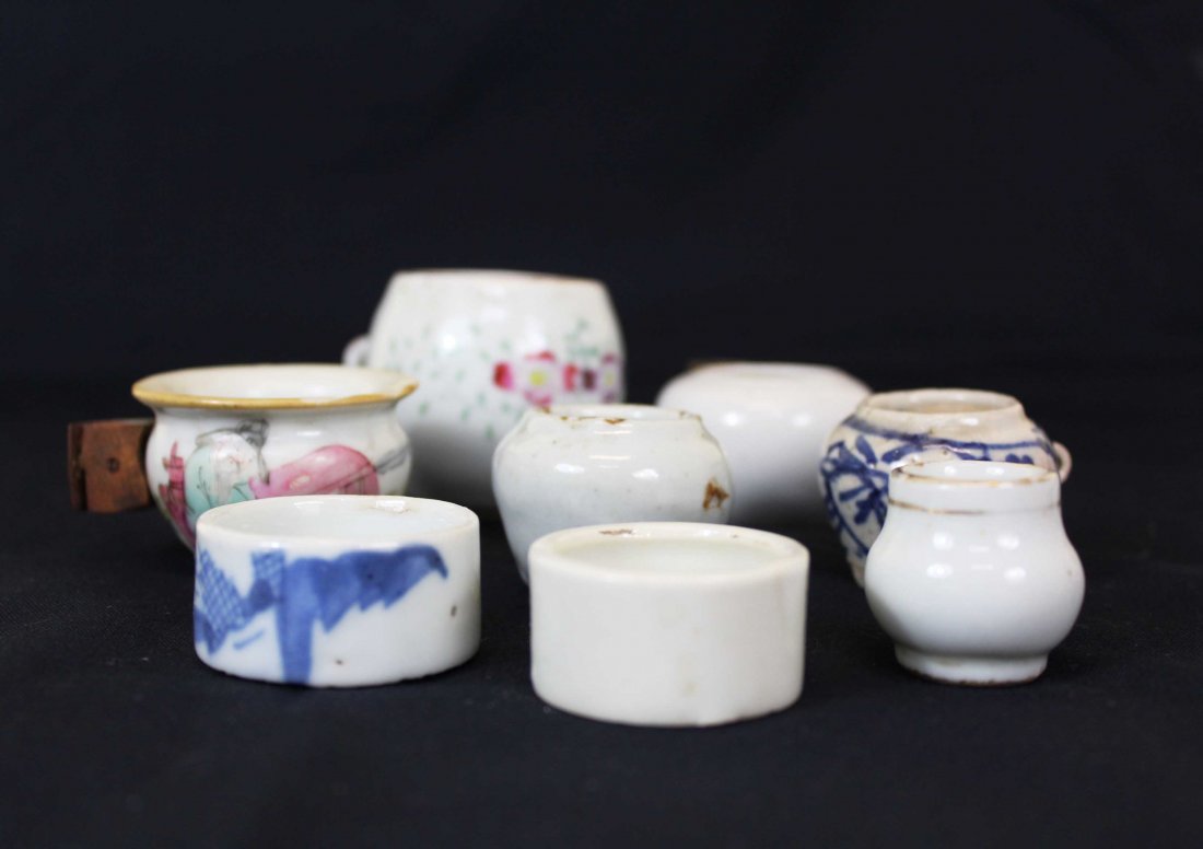 Eight Chinese 19C-Later Porcelain Small Bird Feeder (1 of 6)